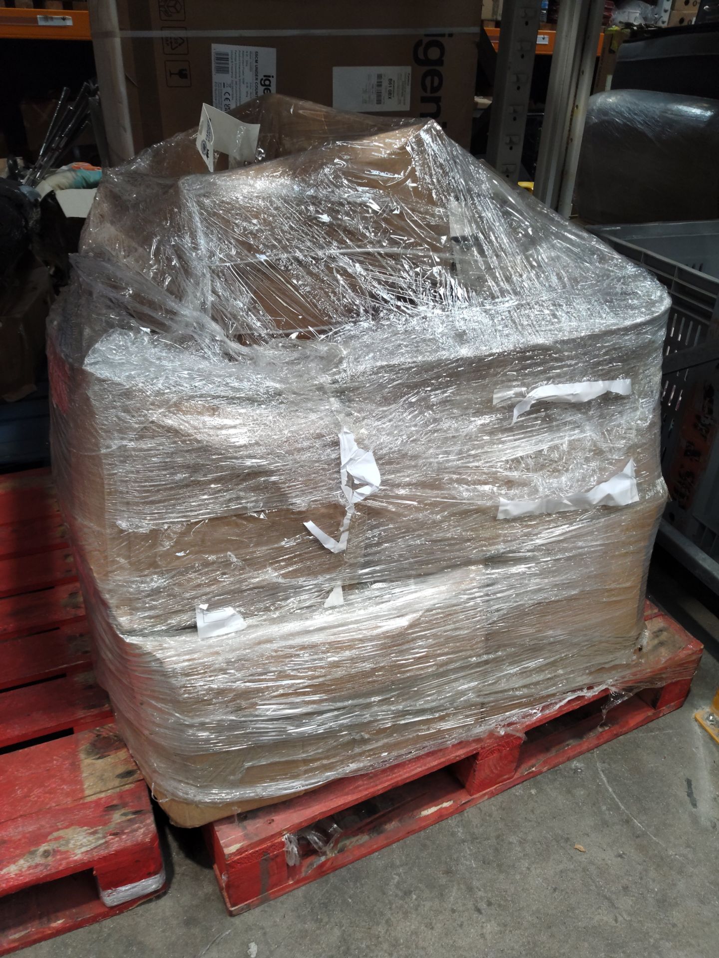 A pallet of Doggie Solutions Target Training sticks (approximately 2000). - Image 3 of 3