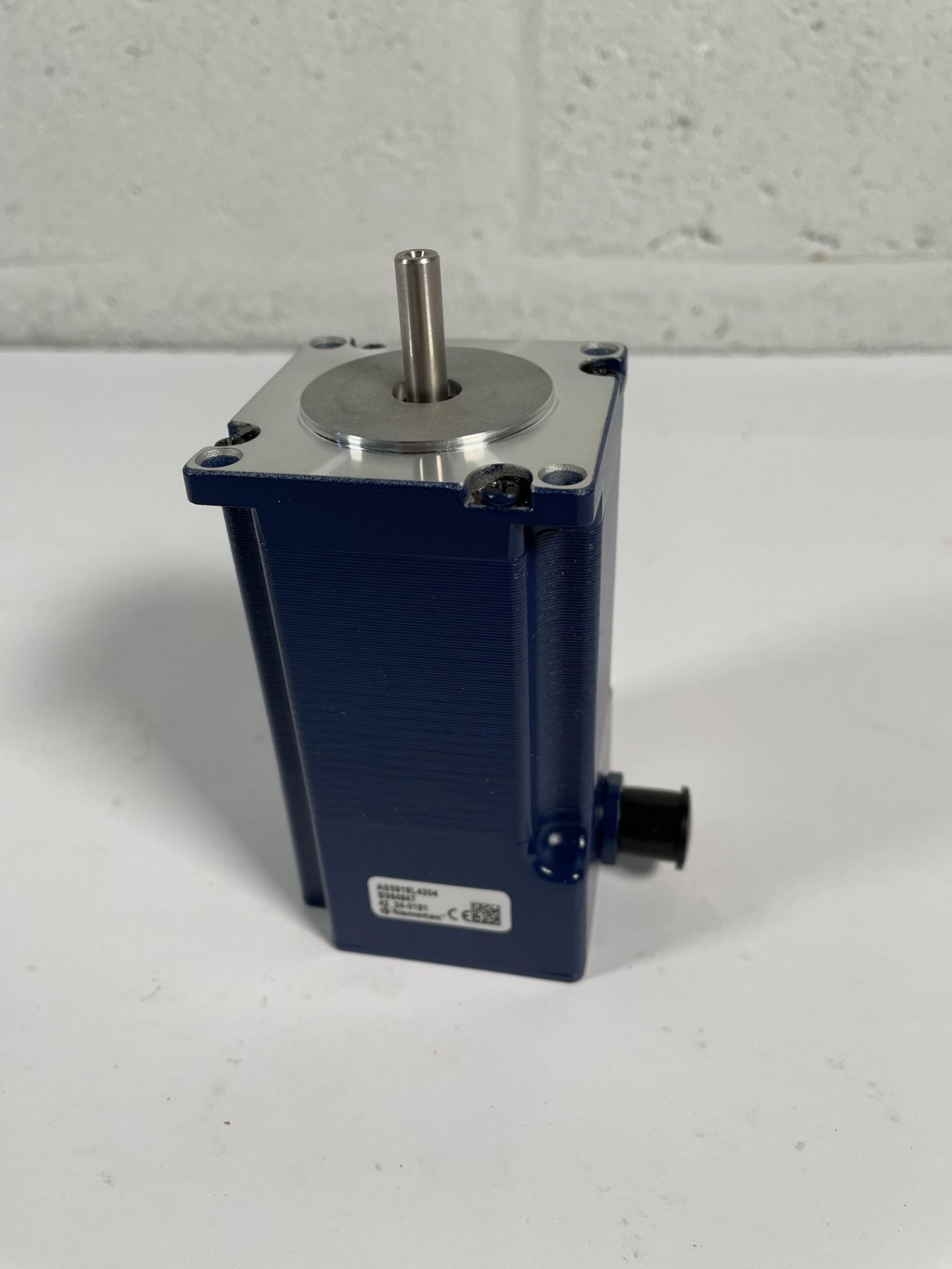 Nine Nanotec AS5918L4204-E Stepper Motors.