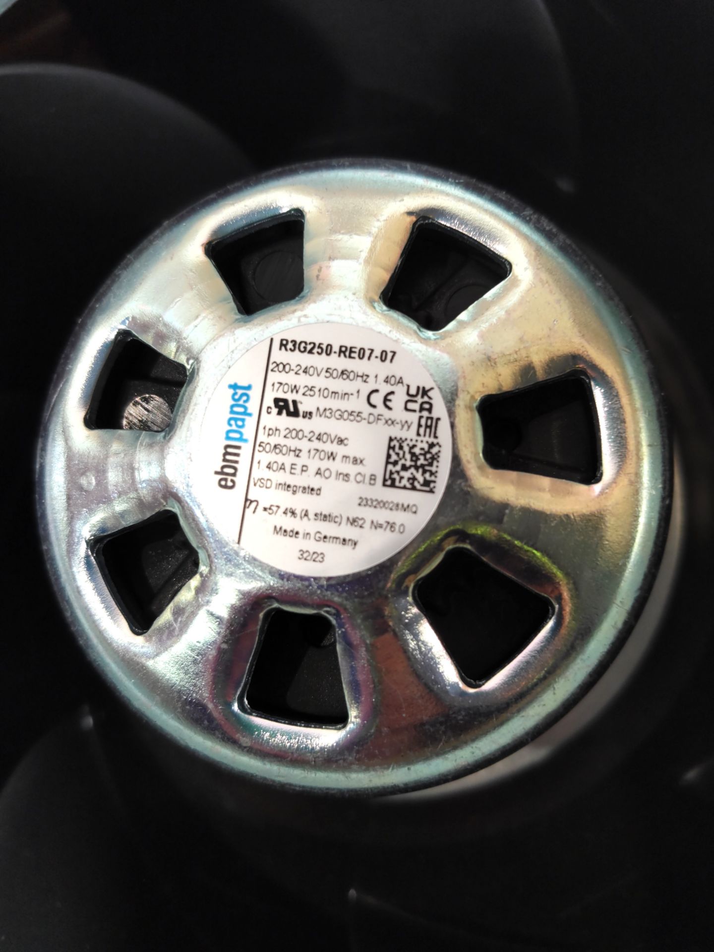 An EBM-Papst RadiCal Series centrifugal fan, 230V AC, measurements 250mm (W) x 99mm (D) IP Rating IP - Image 2 of 4