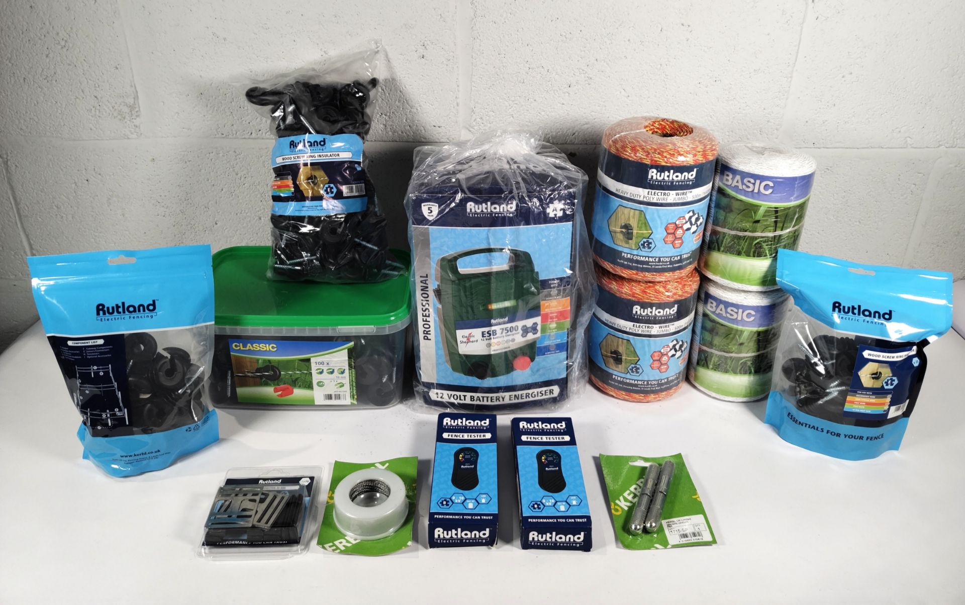 A quantity of as new electric security fence equipment to include Rutland ESB7500 battery energiser