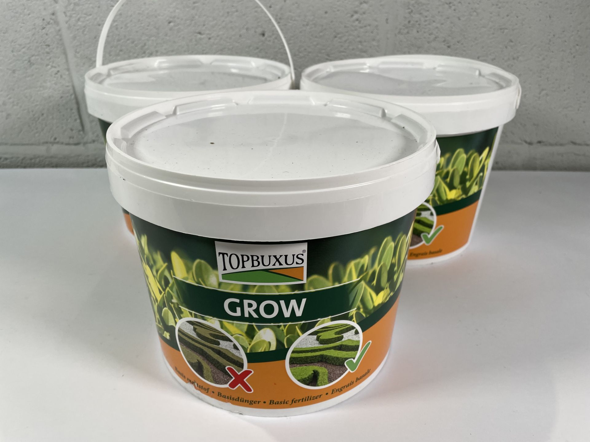 Three Topbuxus Grow - professional boxwood fertilizer, 5kg (for 100m2 Boxwood).