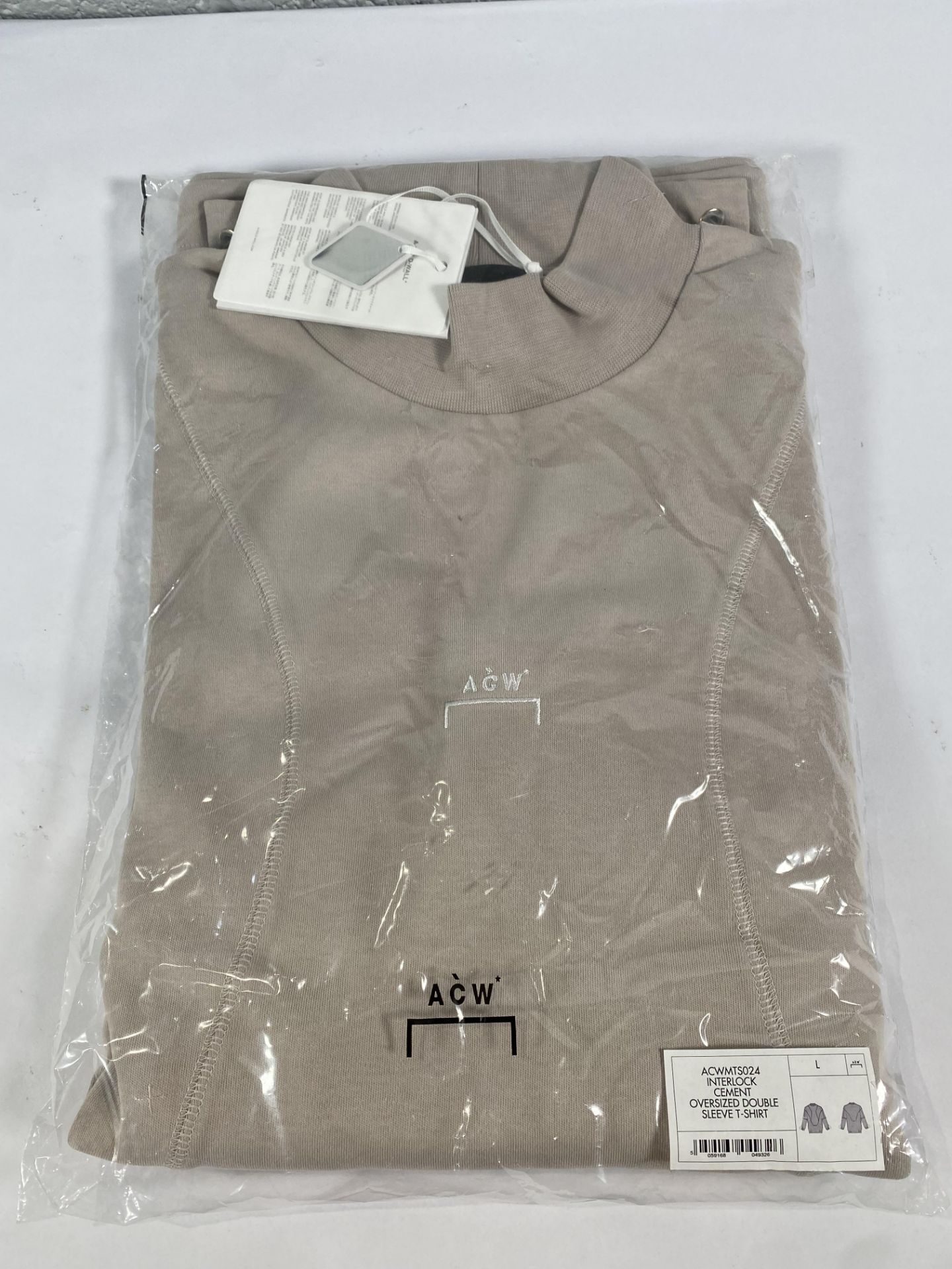 A-Cold wall oversized double sleeved t-shirt (Large).