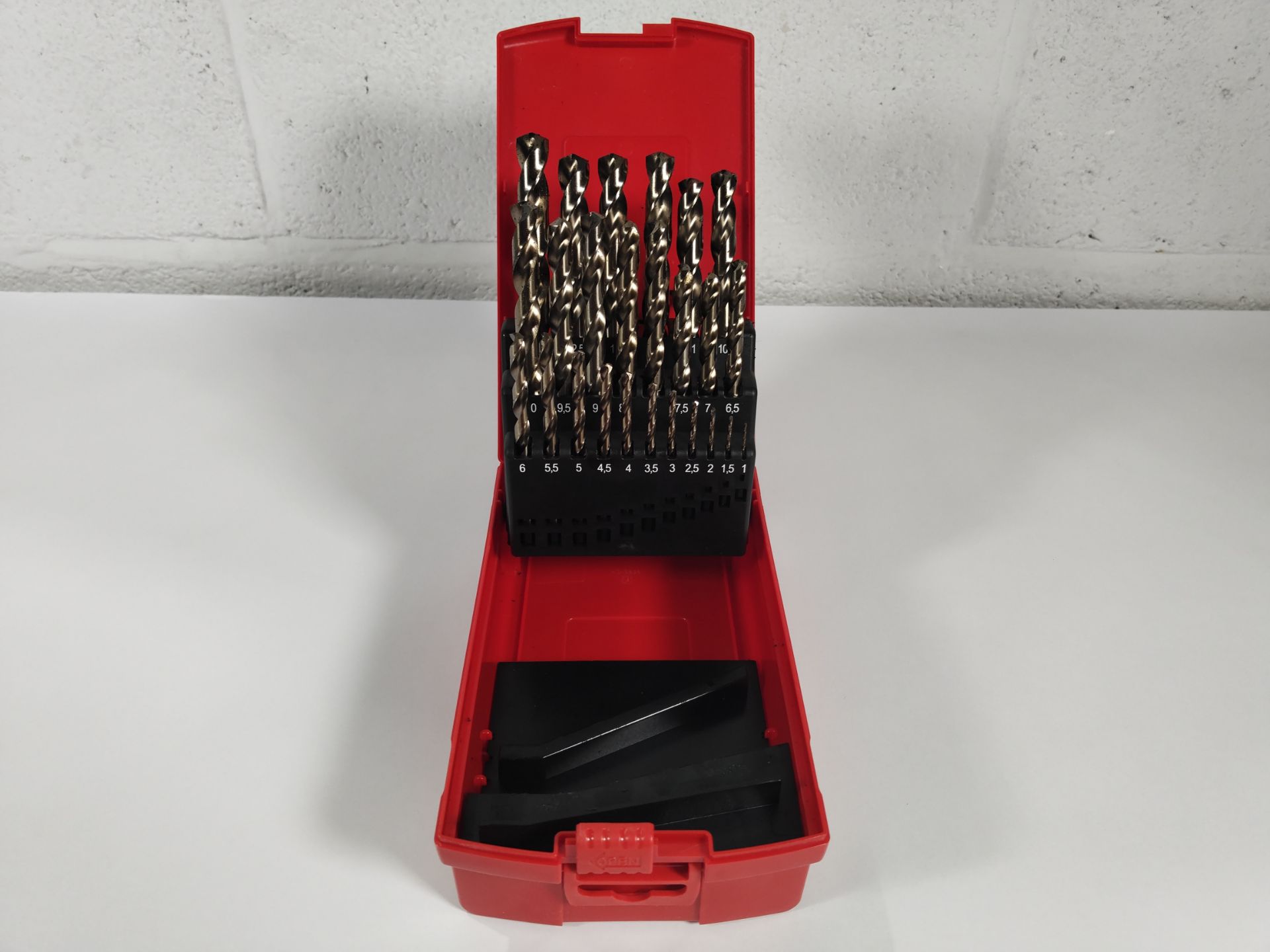 A pre-owned Dormer Heavy Duty Jobber Drill Set (A777), 25pc, 1.0-13.0 x 0.5mm. - Image 2 of 3