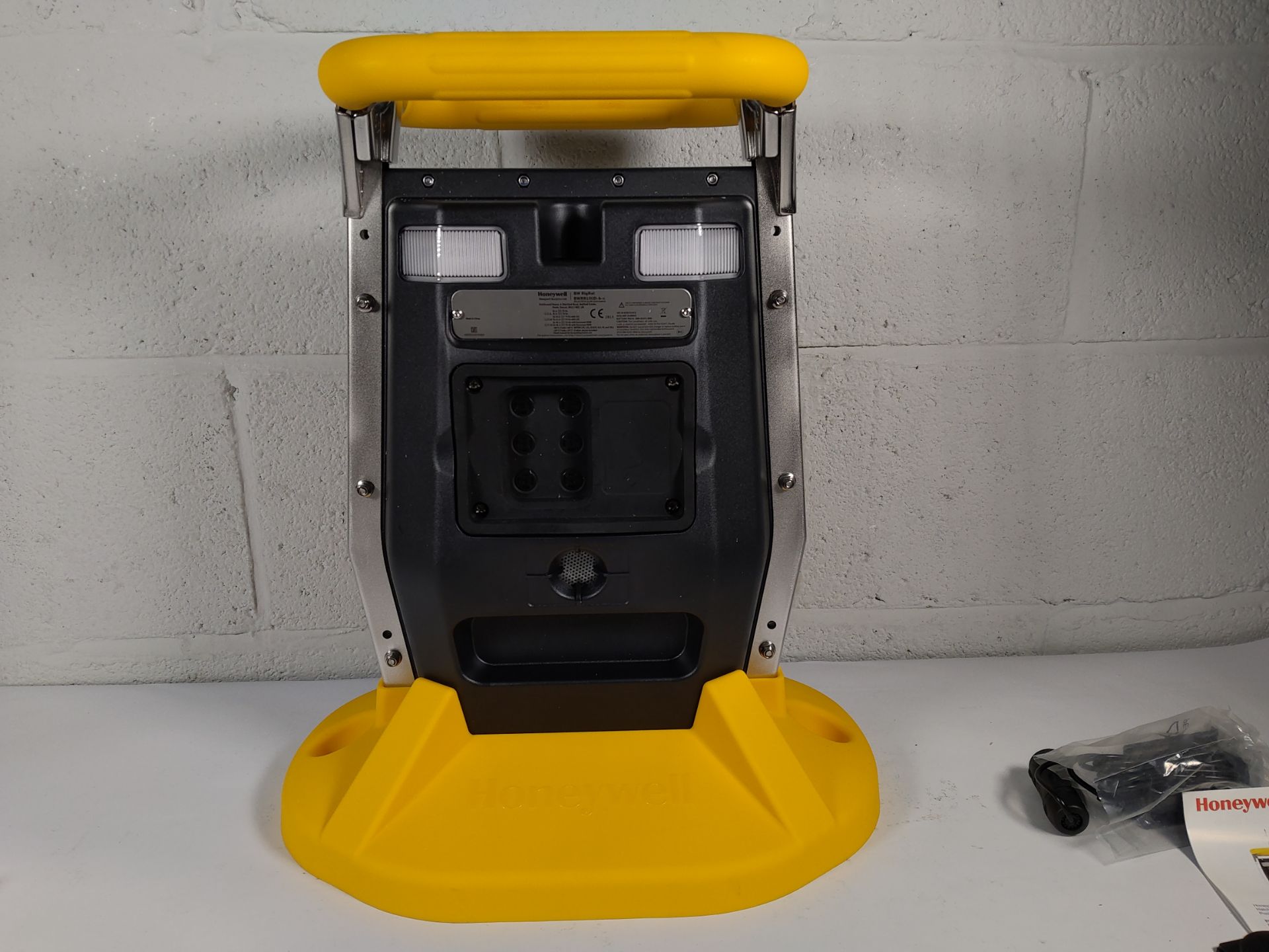 As new Honeywell BW Rigrat Gas monitor BWRR100D-B-C. - Image 3 of 3