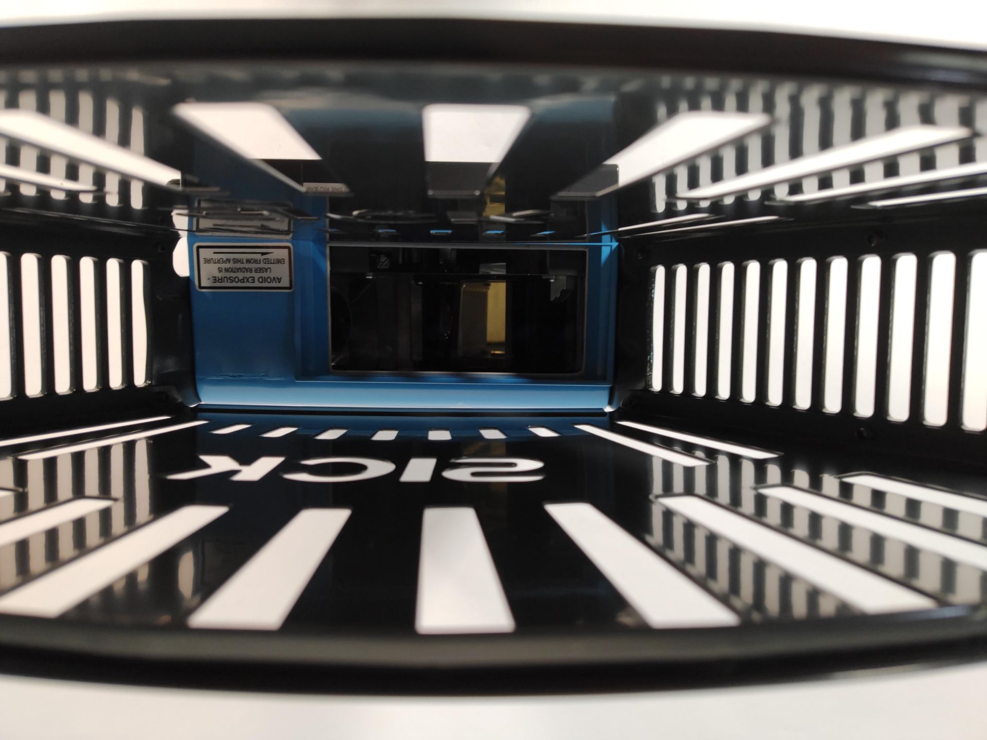 An as new Sick Lidar Sensor (LMS4521R-1600). - Image 2 of 3