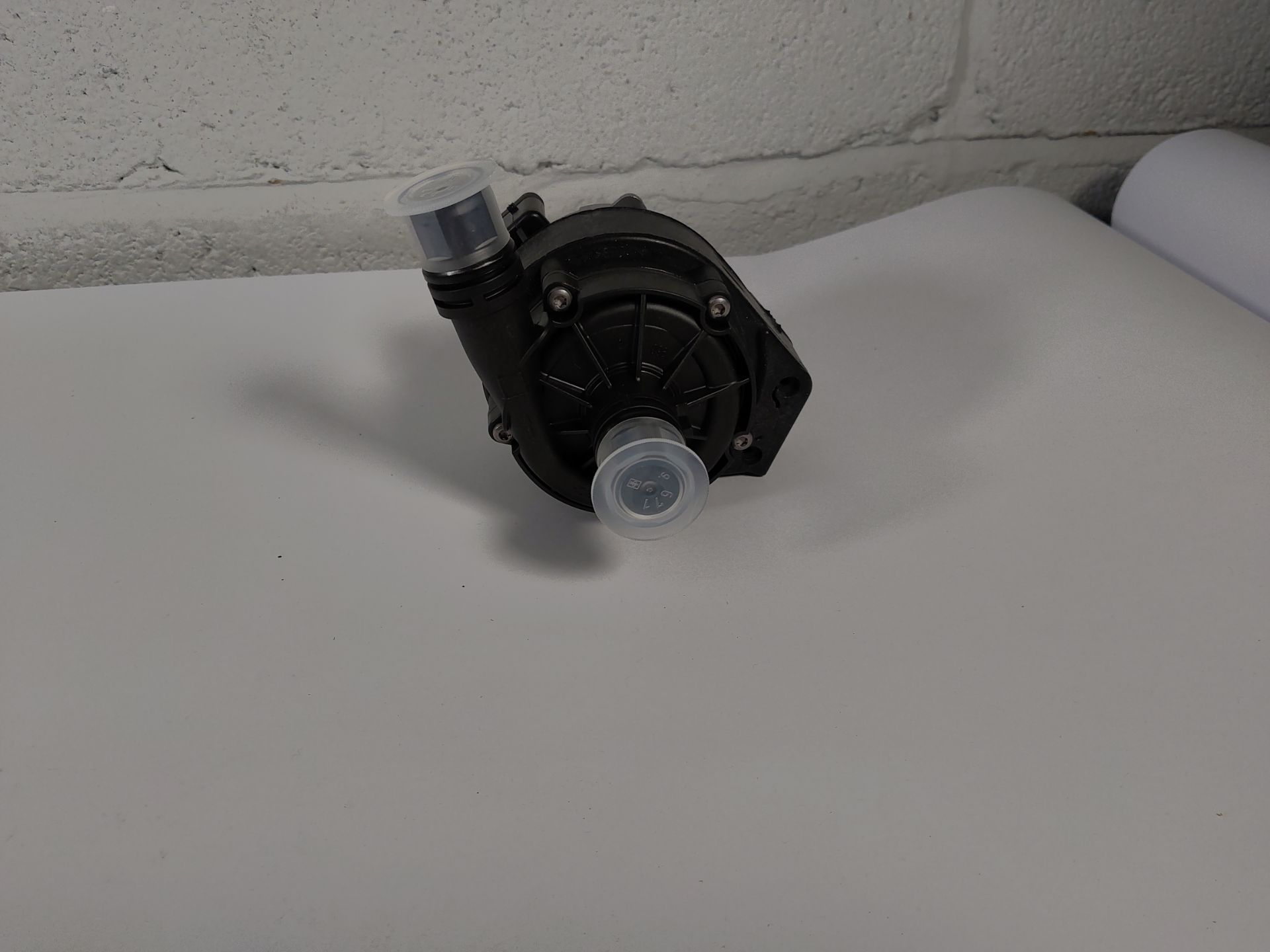 Ten as new Bosch Auxiliary Water Pumps (cooling water circuit) - 0392024-99. - Image 3 of 4