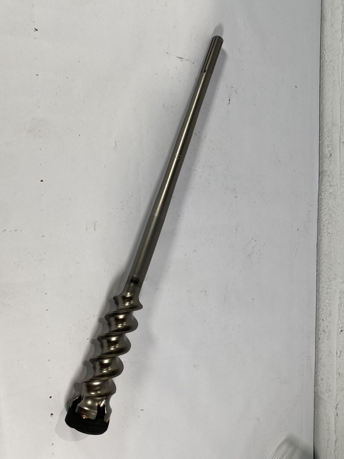 A Bosch 1x PRO SDS Max Break Through Drill Bit (for concrete, concrete building block).