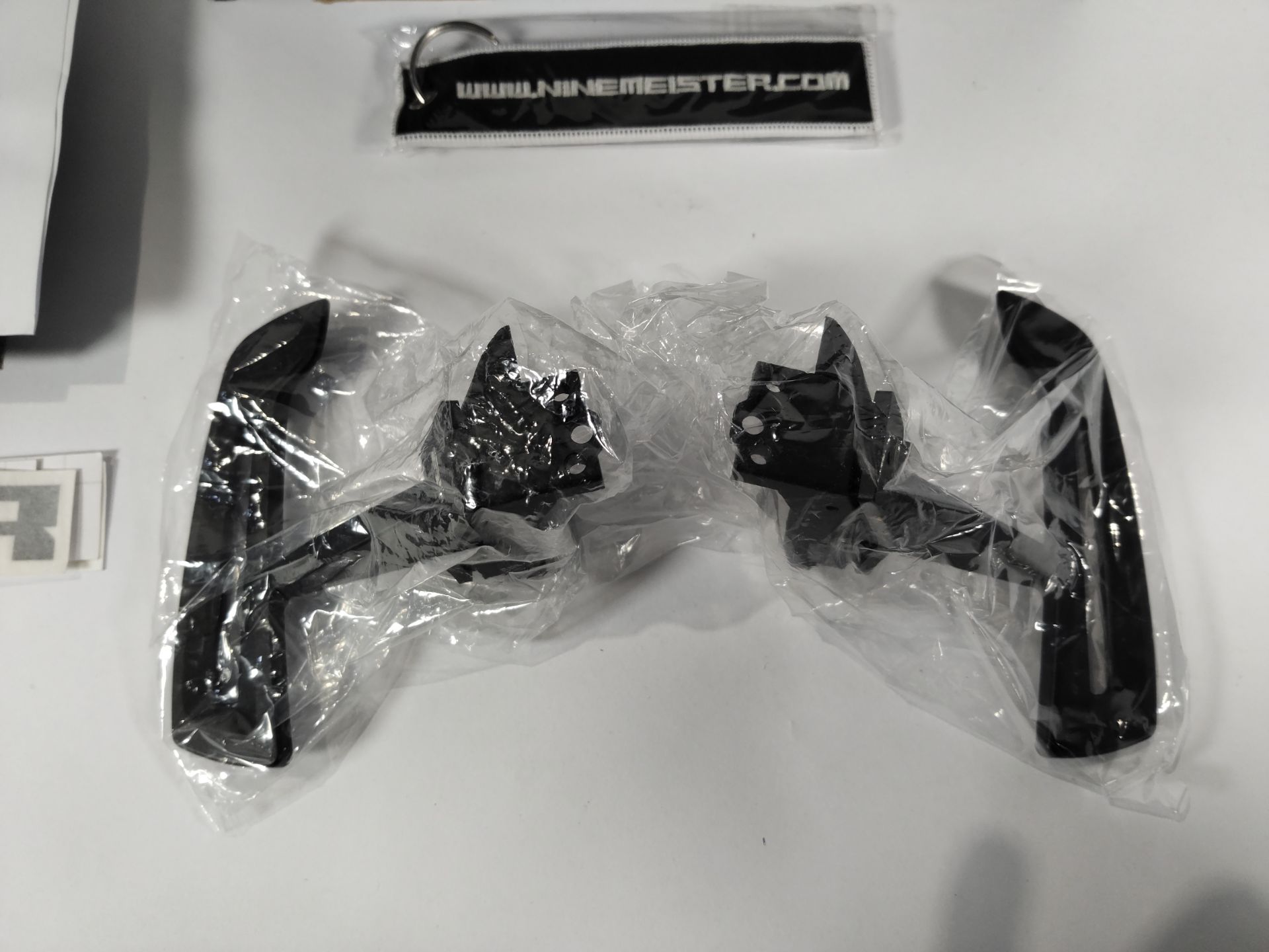 As new Ninemeister 9m 992.1 PDK billet aluminium magnetic shifter paddles fitment for certain Porsch - Image 3 of 4