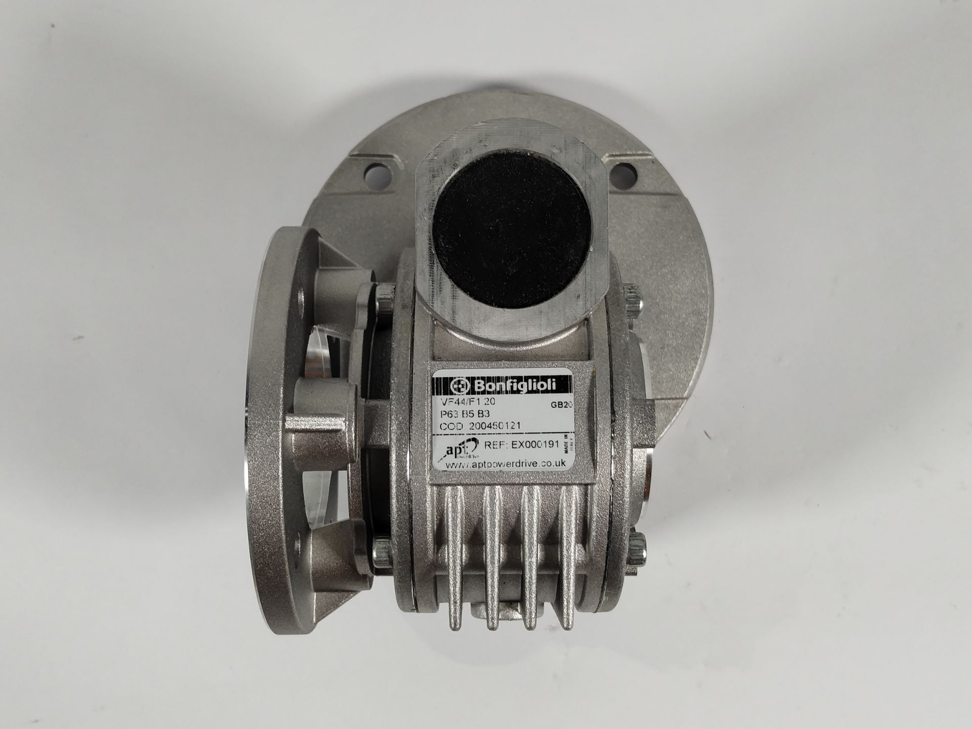 Three as new Bonfiglioli Worm Gearboxes (VF44/F1 20, P63 B5 B3, 200450121).