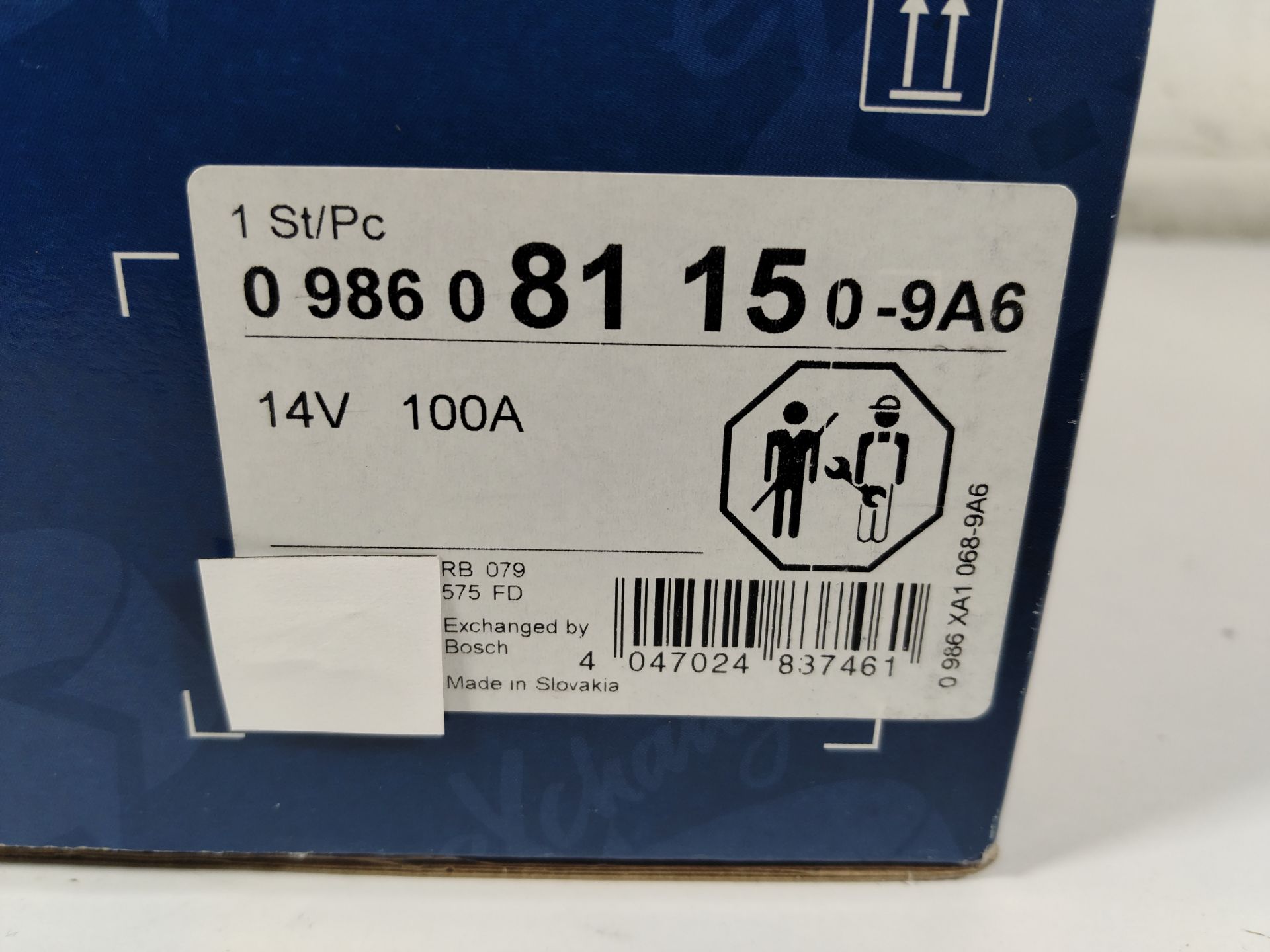 A remanufactured Bosch alternator, 14V 100A for possible Vauxhall Astra and Corsa fitment - model un - Image 2 of 3