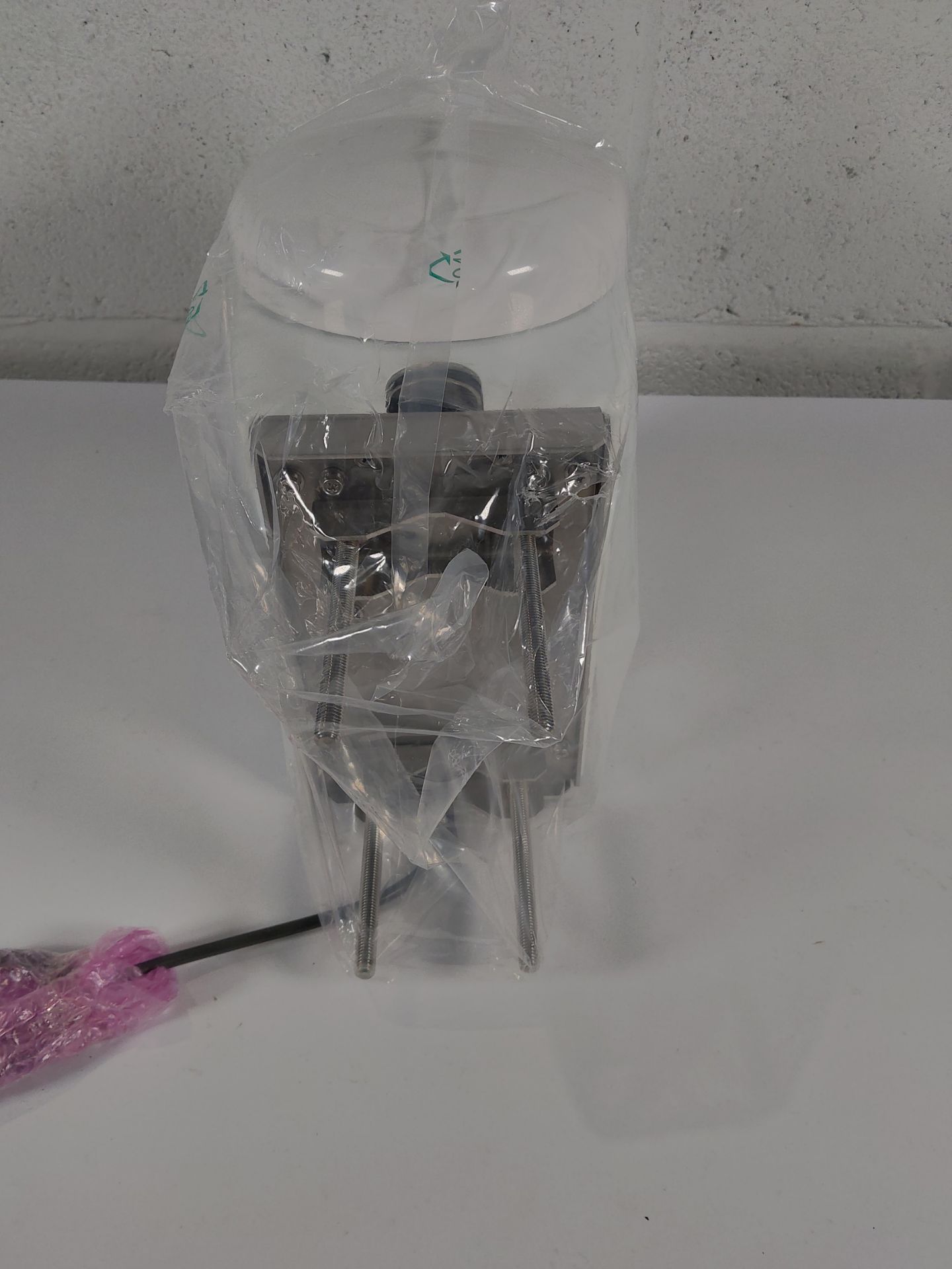 As new Furono Antenne FA-150 GVA-100-T. - Image 3 of 3