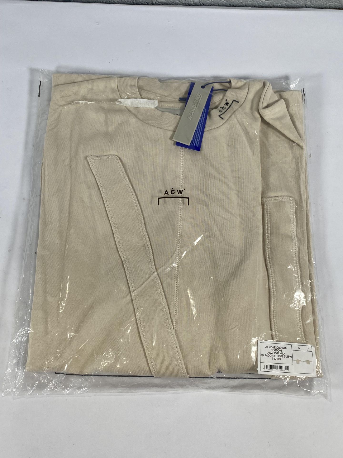 A-Cold wall 3d padded long sleeve t-shirt (Small).