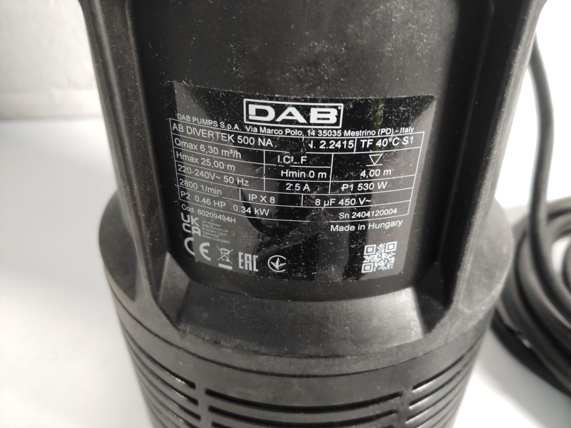 An AB Divertek 500 NA submersible pump, box slighty broken and opened (UK adaptor required) (6020949 - Image 3 of 3