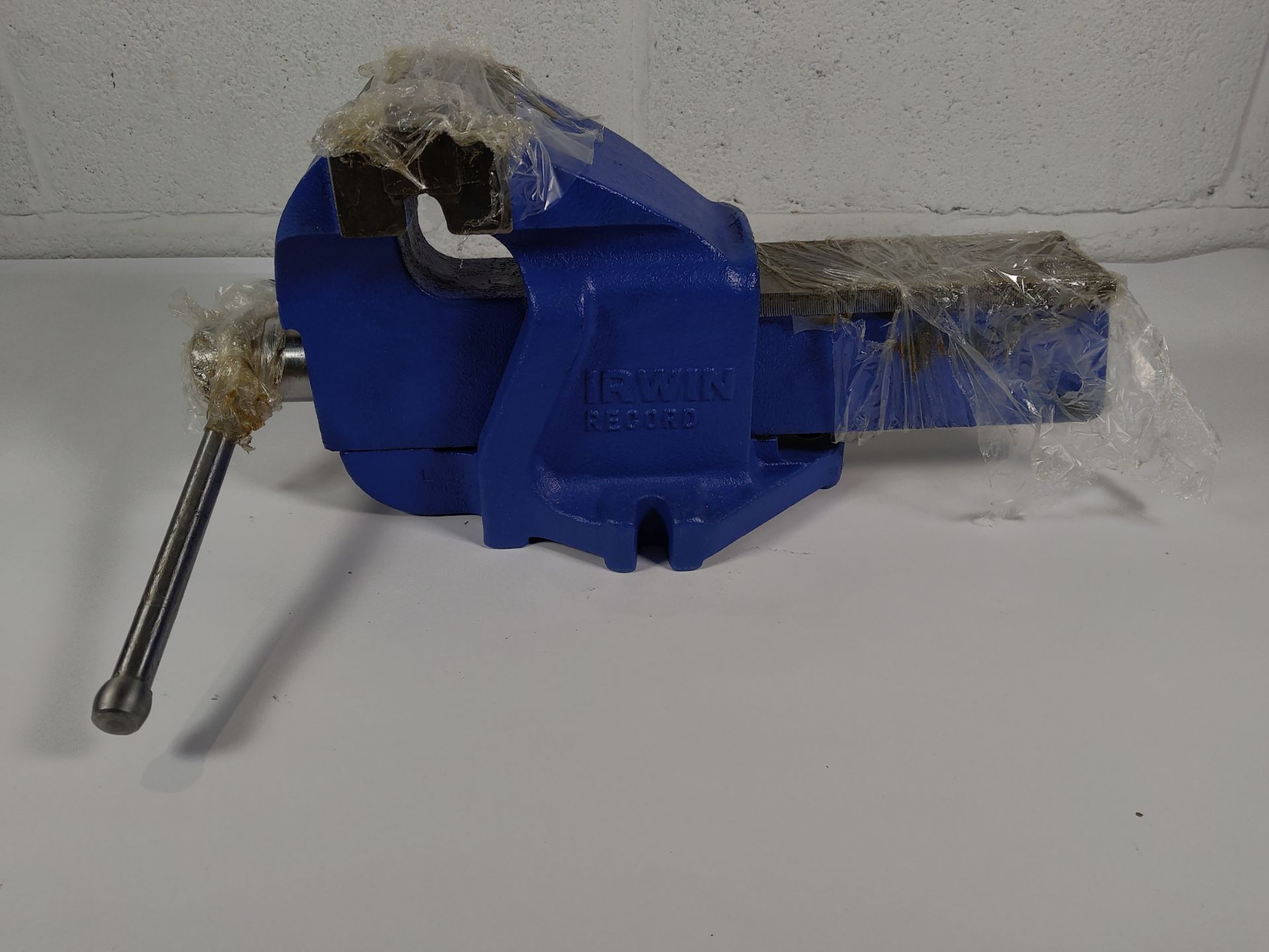 As new IRWIN Record No. 5 Mechanics Vice 5" 125mm Jaw Width 24kg. - Image 2 of 2