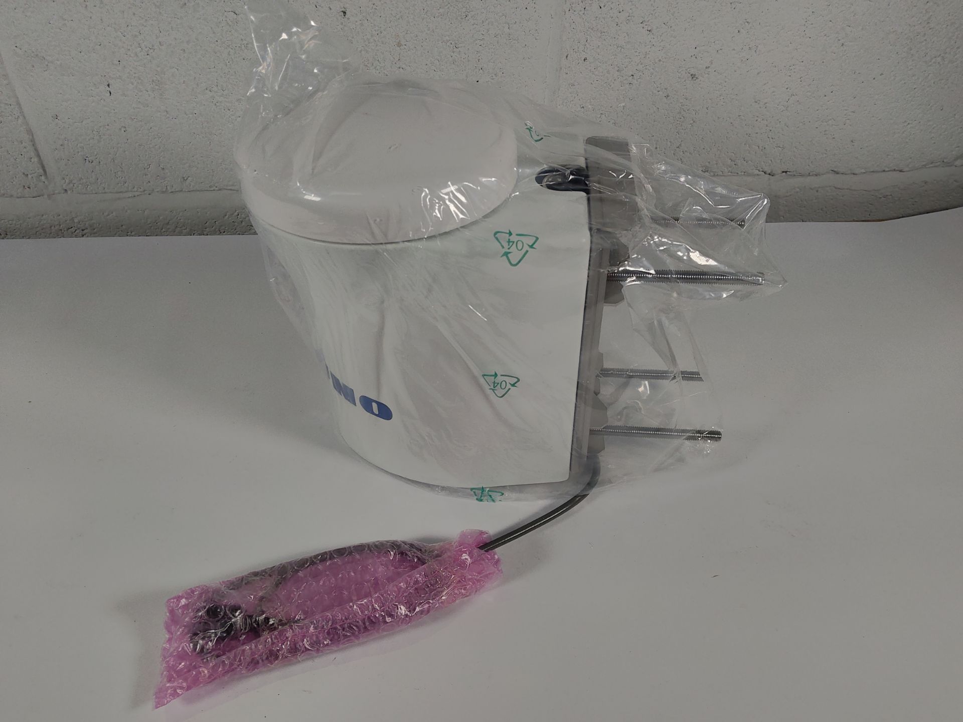 As new Furono Antenne FA-150 GVA-100-T. - Image 2 of 3