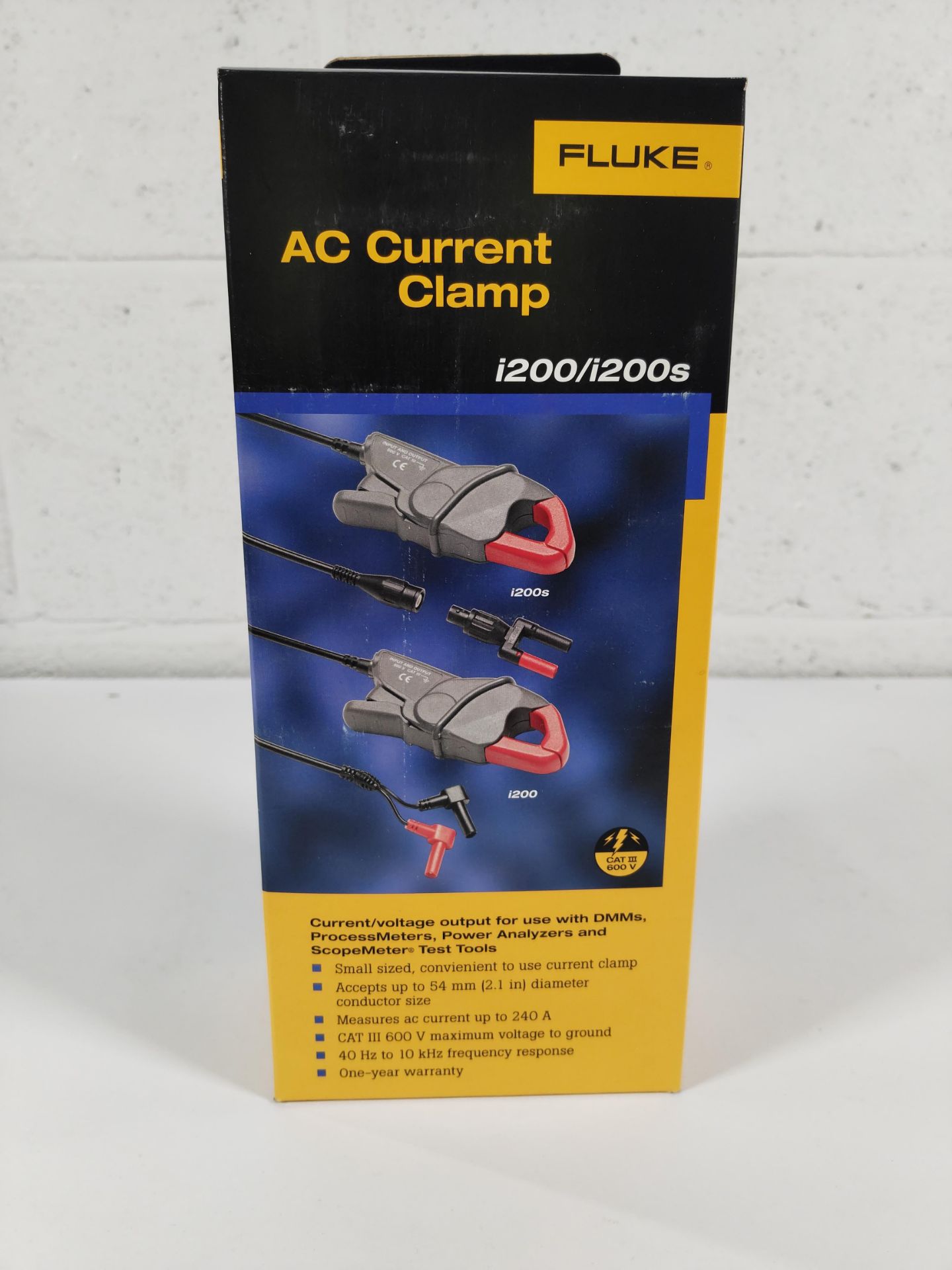An as new Fluke i200s AC current clamp, boxed (EAN 0095969063944).