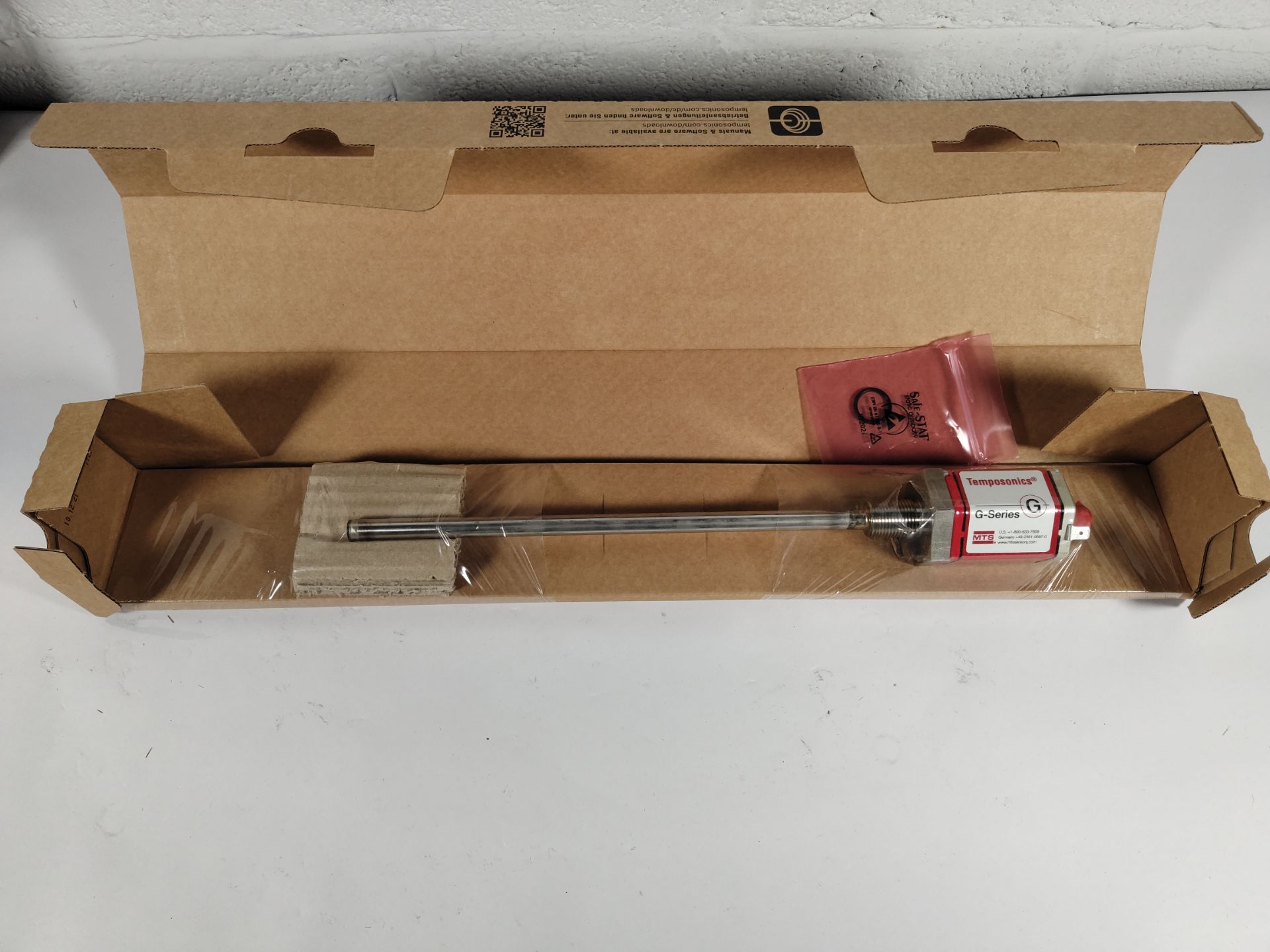 As new Temposonic G-Series Cylinder Sensor (GHS016MD601A0). - Image 2 of 2