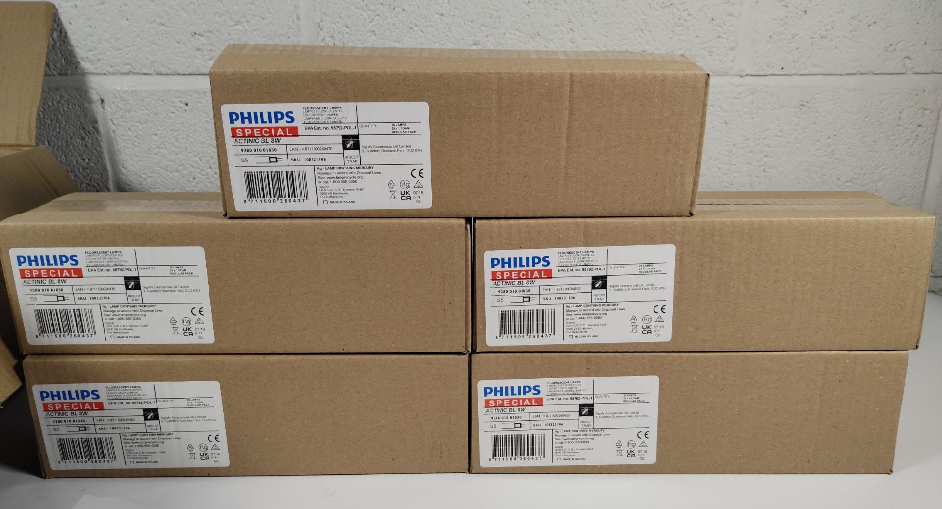 Ten boxes of as new Philips Special Actinic BL 8W Fluorescent Lamp/Insect Trap (8711500260437) (25 l - Image 3 of 3