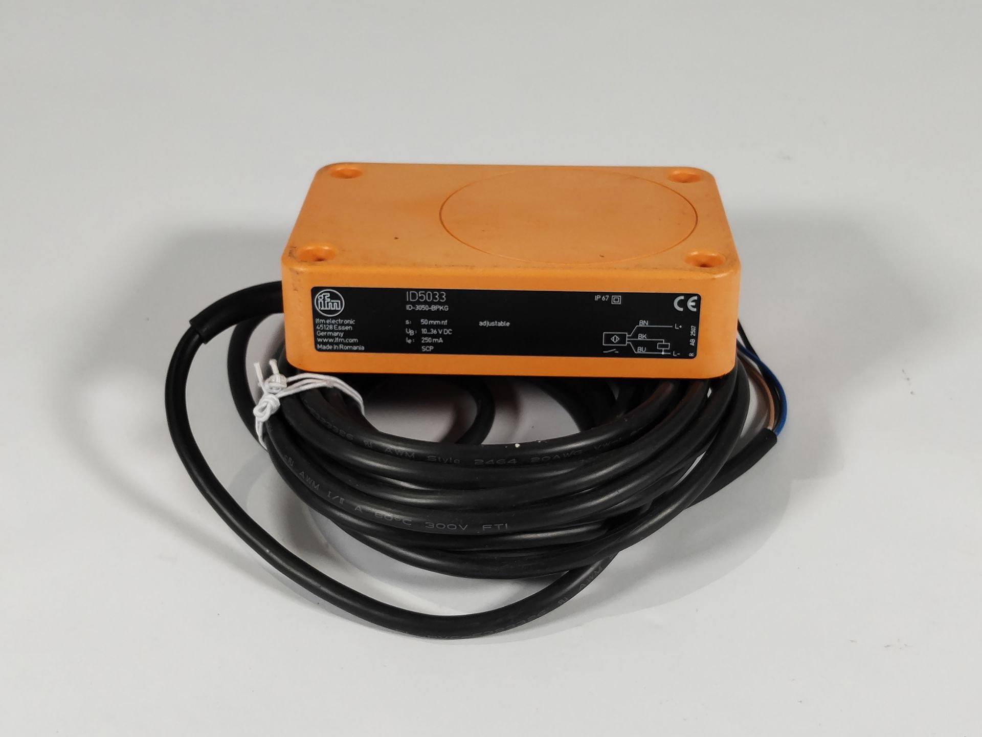 An as new IFM Electronic Inductive Rectangular Proximity Sensor, ID5033- (ID-3050-BPKG).