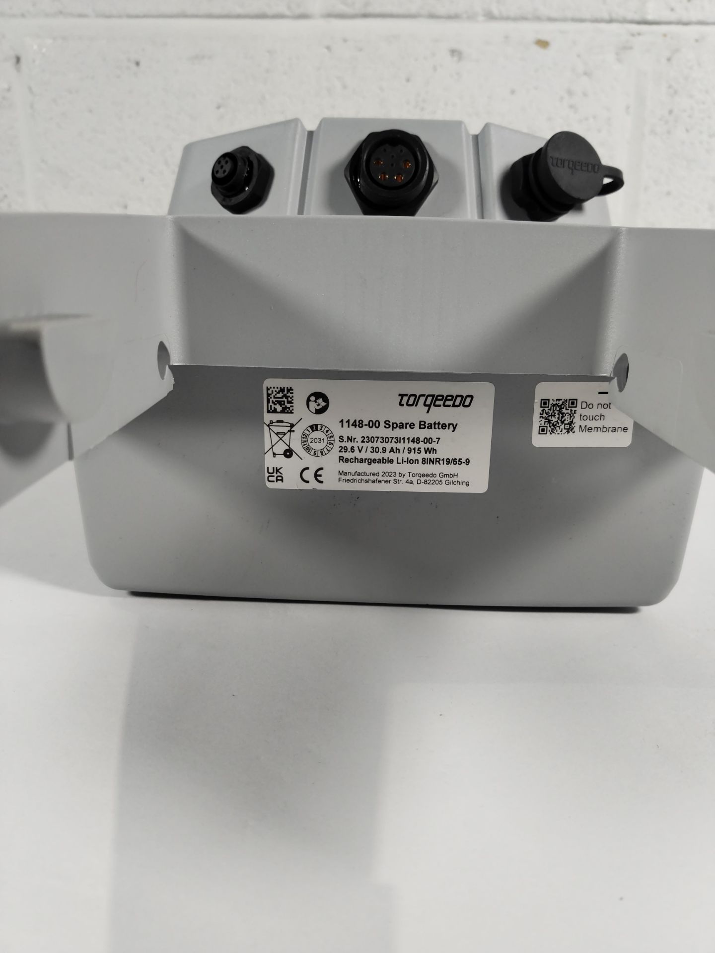 A pre-owned Torqeedo travel lithium spare 915Wh battery 1148-00. - Image 2 of 5