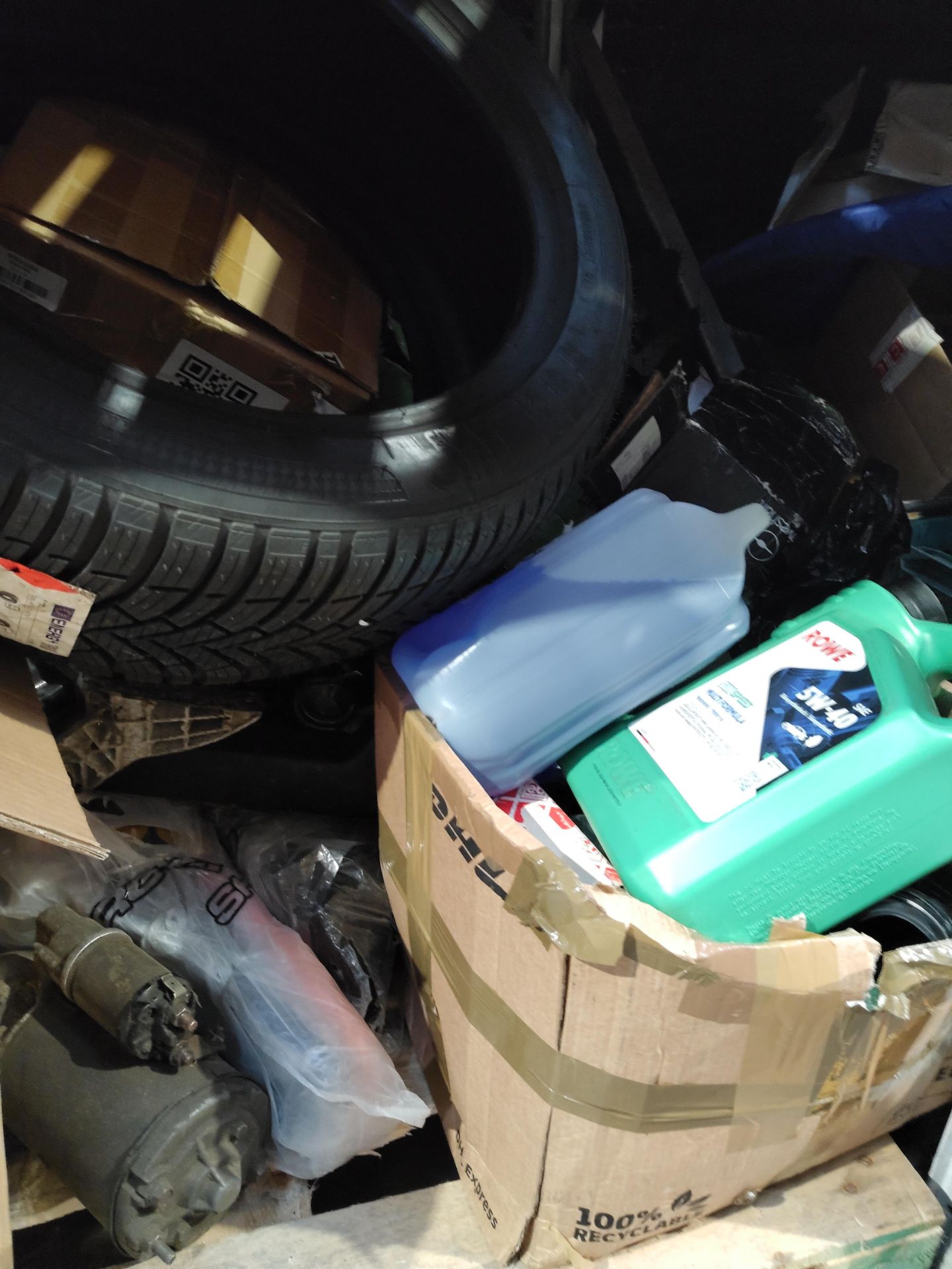 A large quantity of miscellaneous items to include mainly automotive and related parts. - Image 5 of 5
