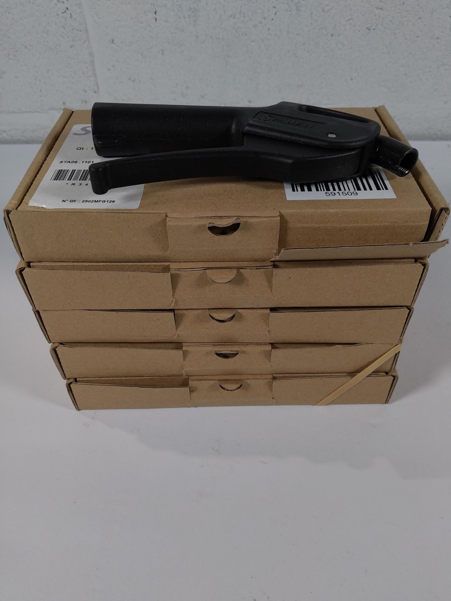 Five Staubli STA06 black blow guns. - Image 2 of 2