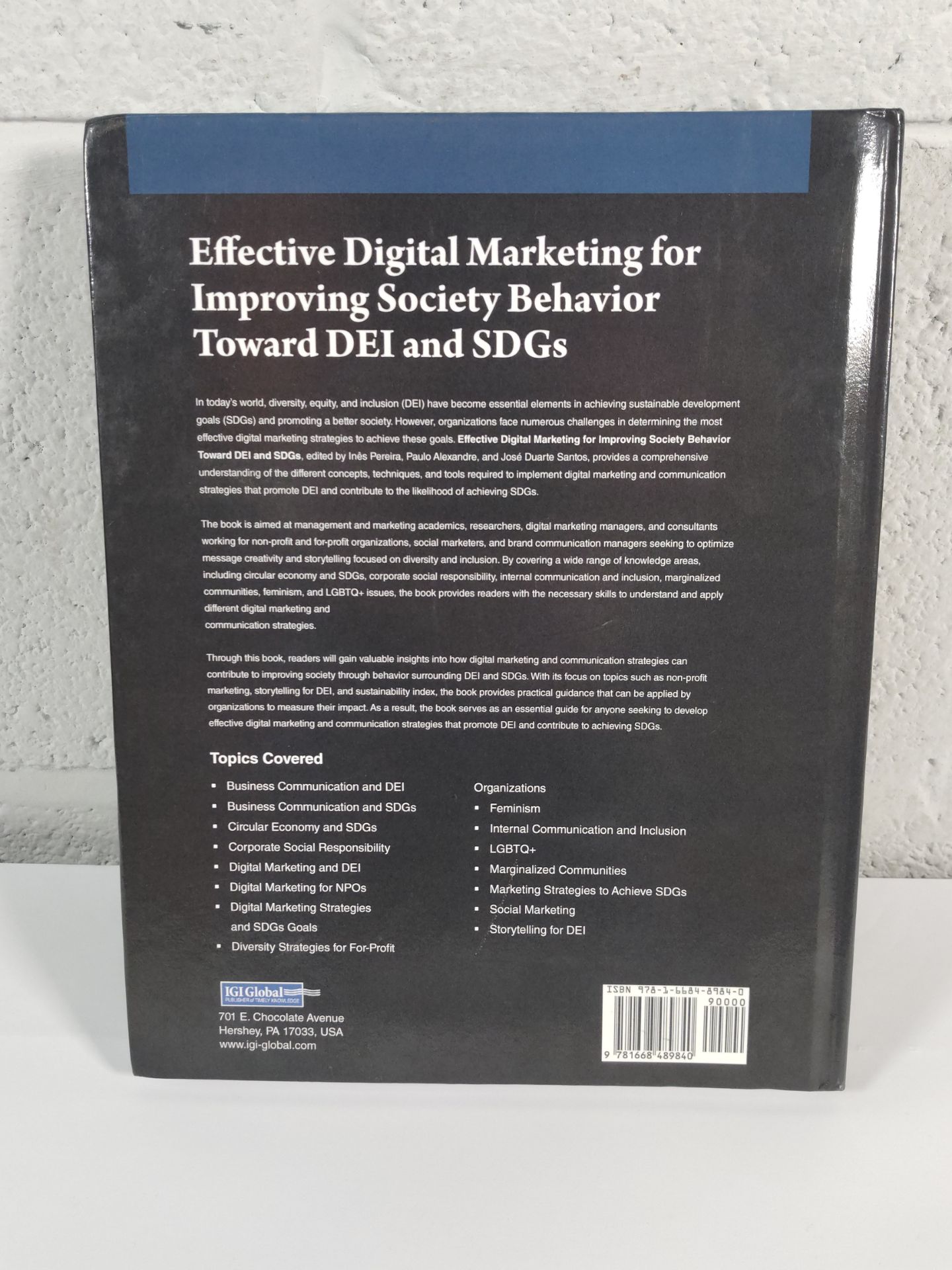 Two IGI Global Premier Research Source to include 1x Leveraging AI for Effective Digital Relationshi - Image 3 of 5