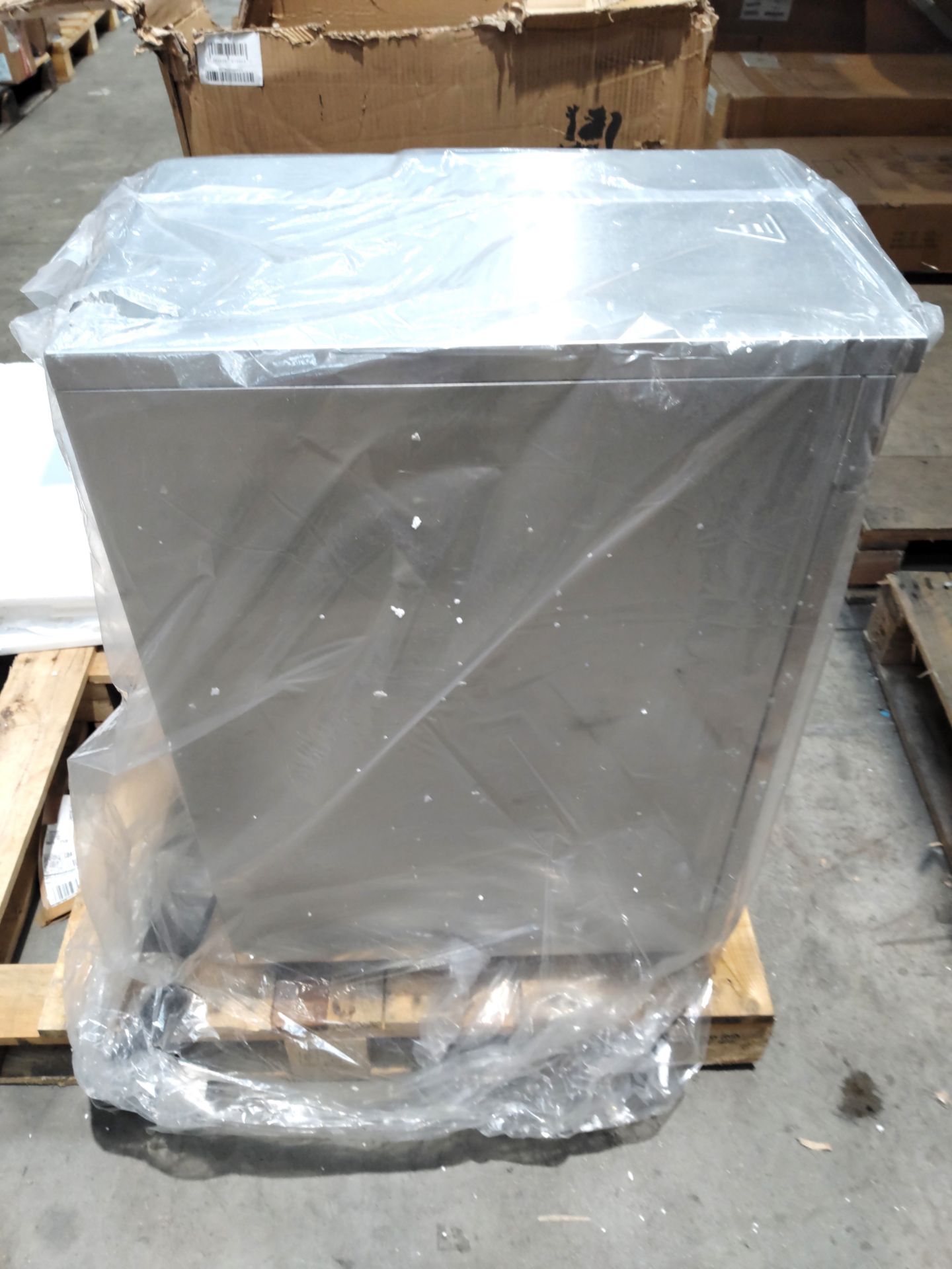 A Royal Catering cup warming trolley, slight damage/dents to outer casing and box. - Image 2 of 6