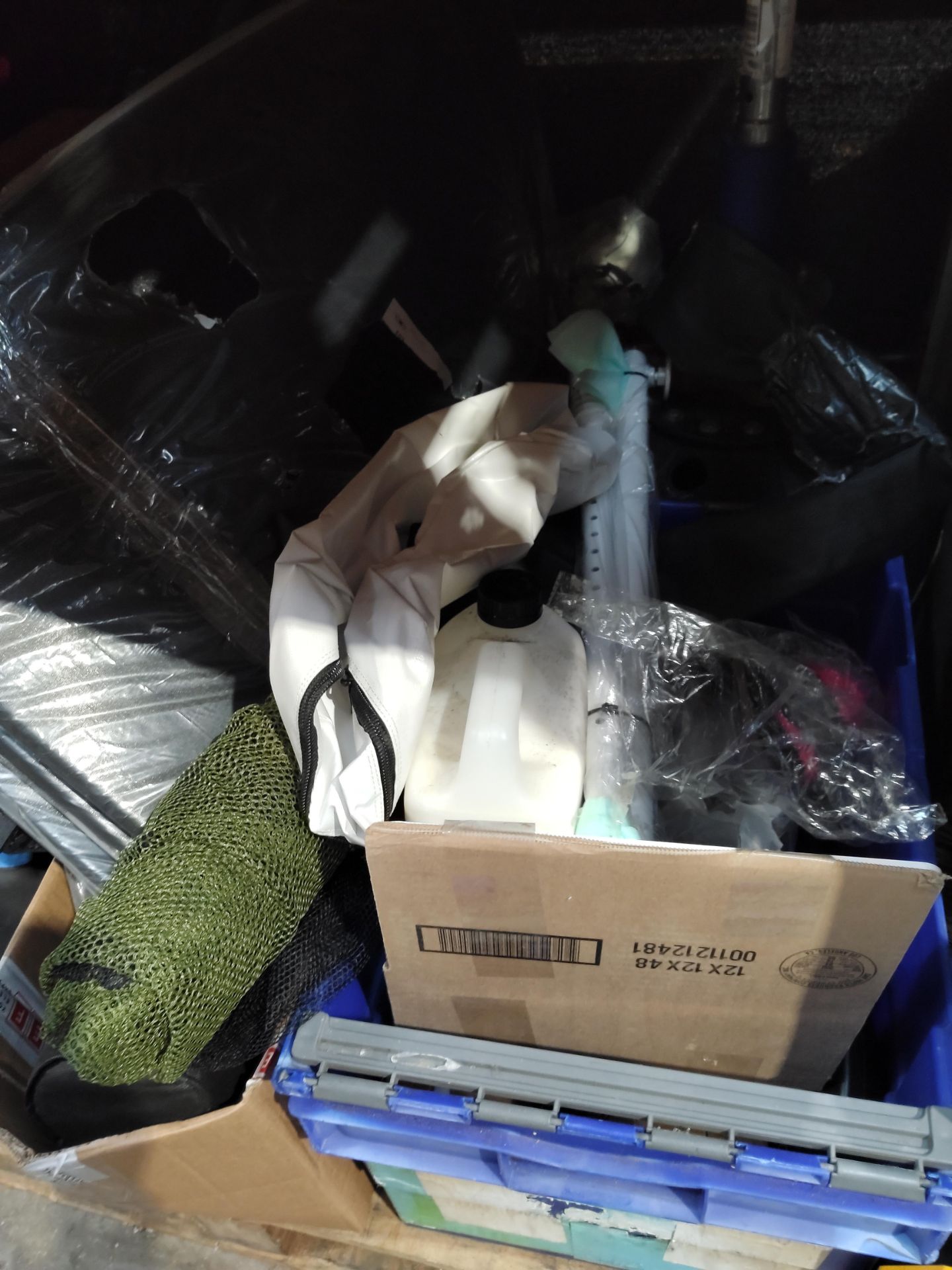 A large quantity of assorted sports, fitness and leisure related items. - Image 5 of 5