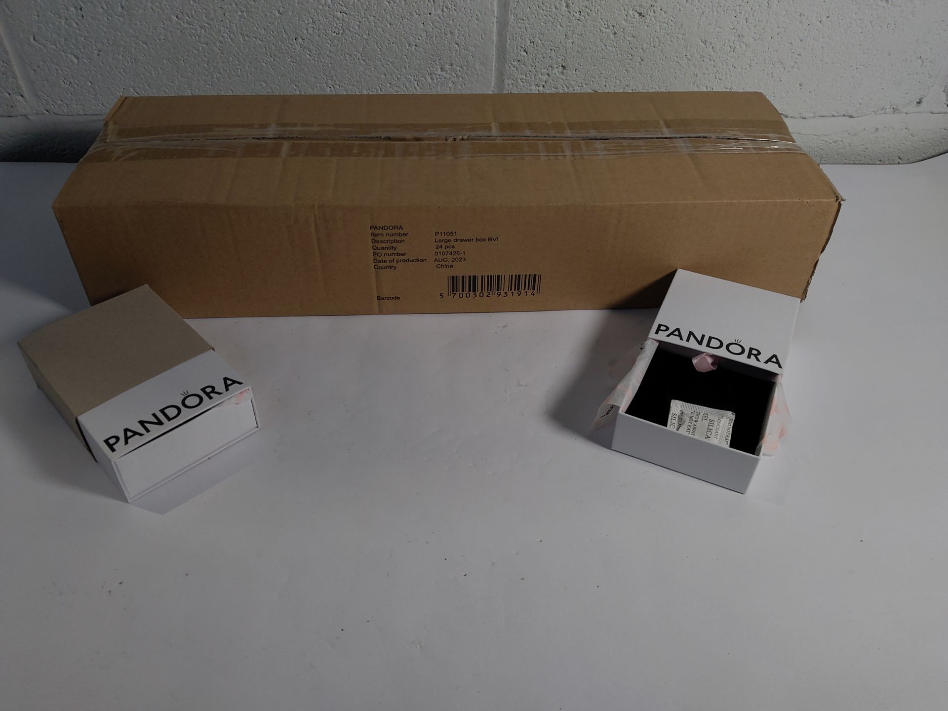 Twenty Four as new Pandora Large drawer box BV1 for bracelet P11051.