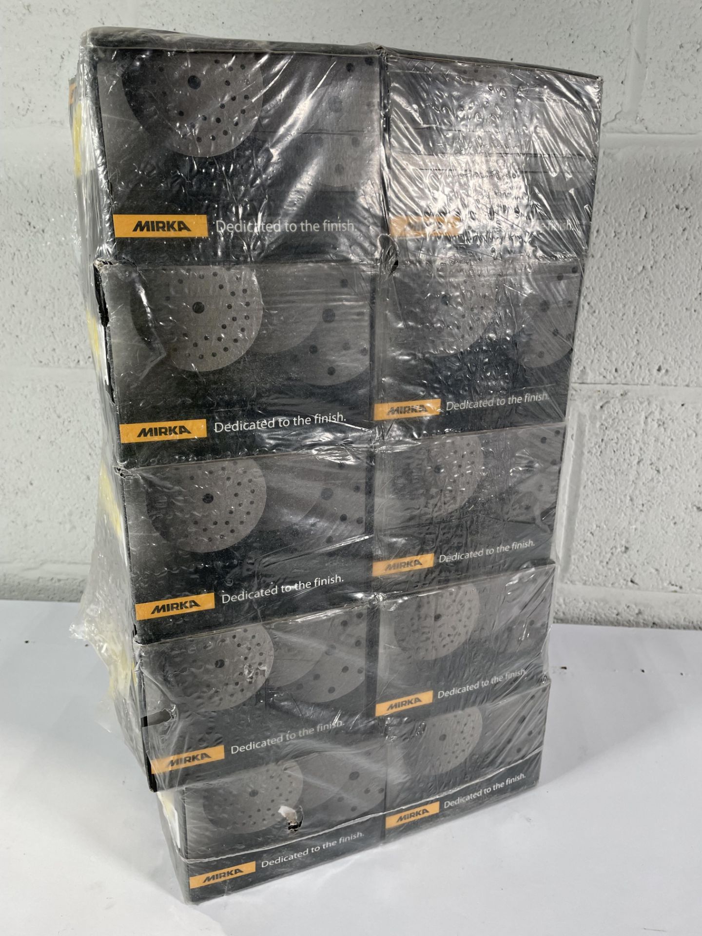 Ten boxes of 100 as new Mirka Gold 125mm Sanding Discs 236M209912.