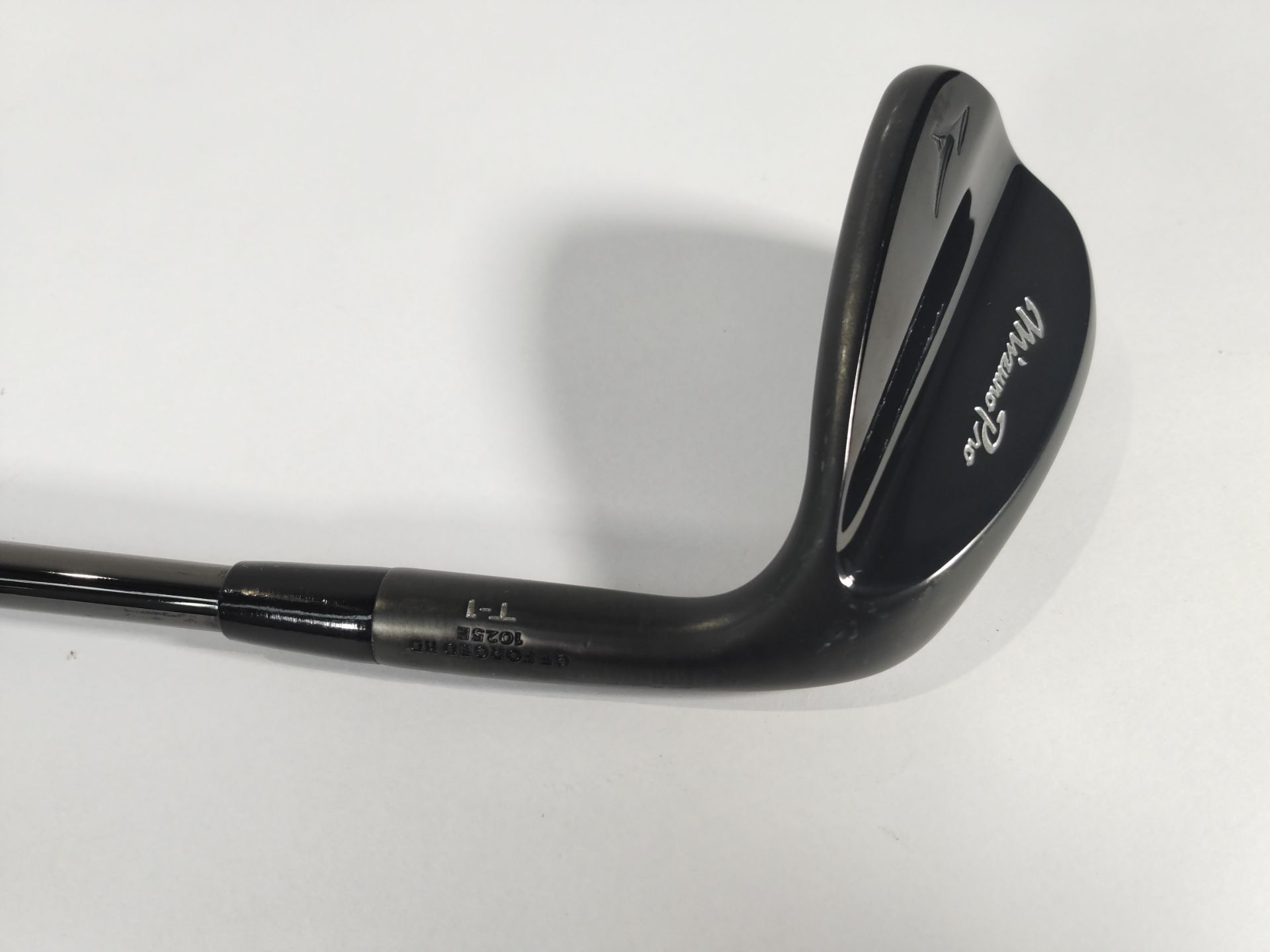 A pre-owned Mizuno GF Forged HD T-1 Wedge, 50, 08S, Black, Right Handed. - Image 2 of 2