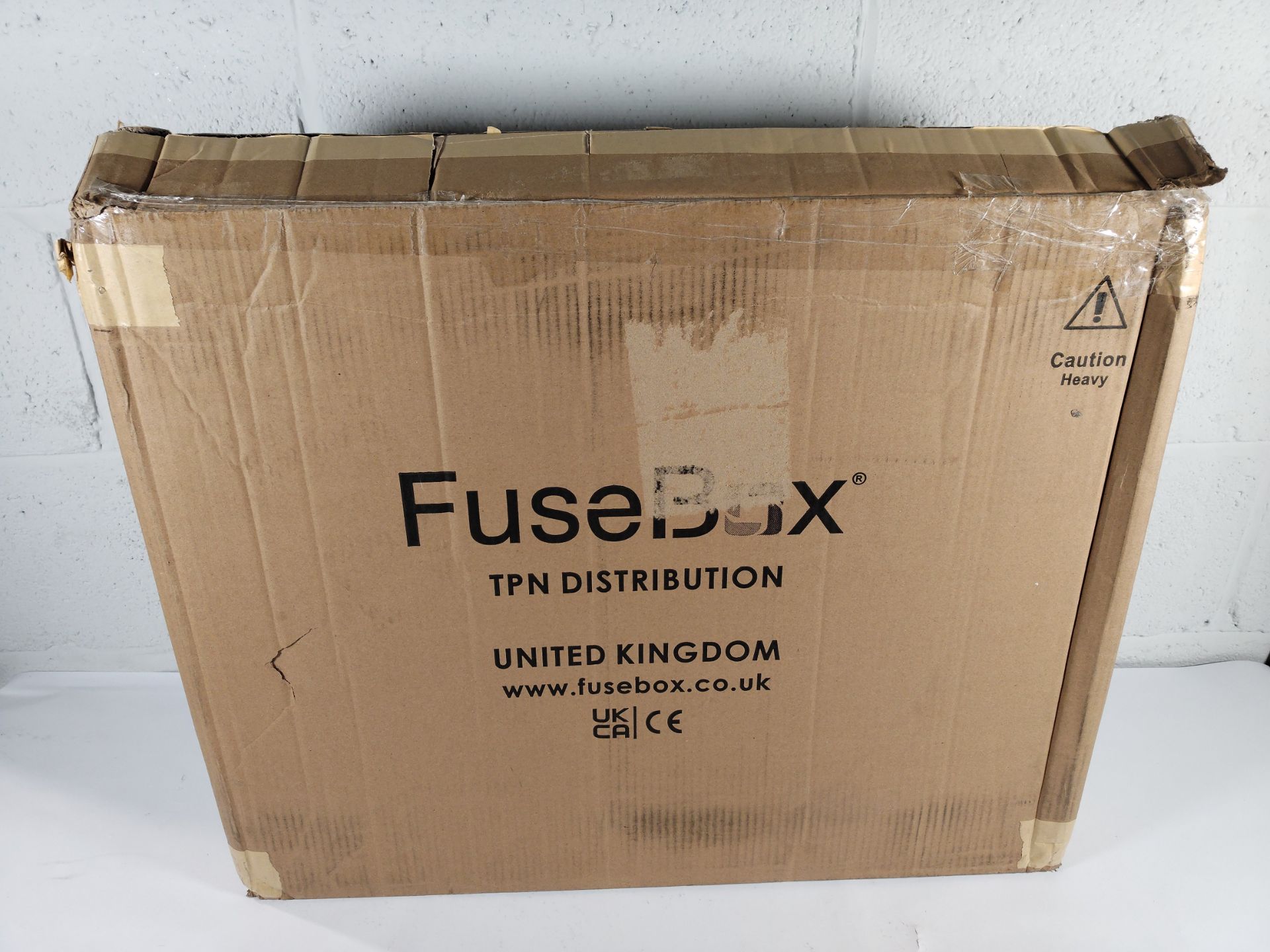 An as new FuseBox 7 Way TP&N Distribution Board c/w 125A Main Switch + SPD (EAN: 5060523525119).