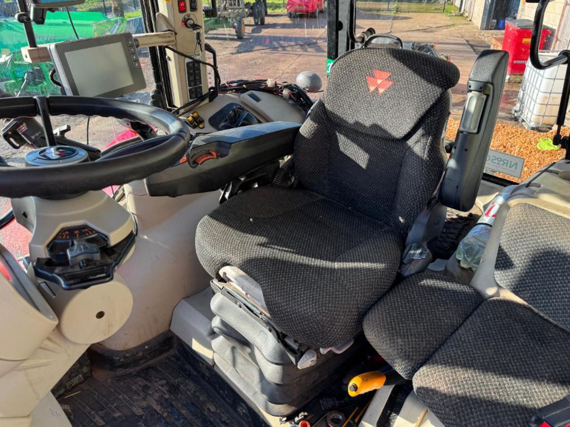 2021 Massey Ferguson 7718S 50kph Dyna 6 4wd tractor with front linkage and PTO, front and cab suspen - Image 17 of 17
