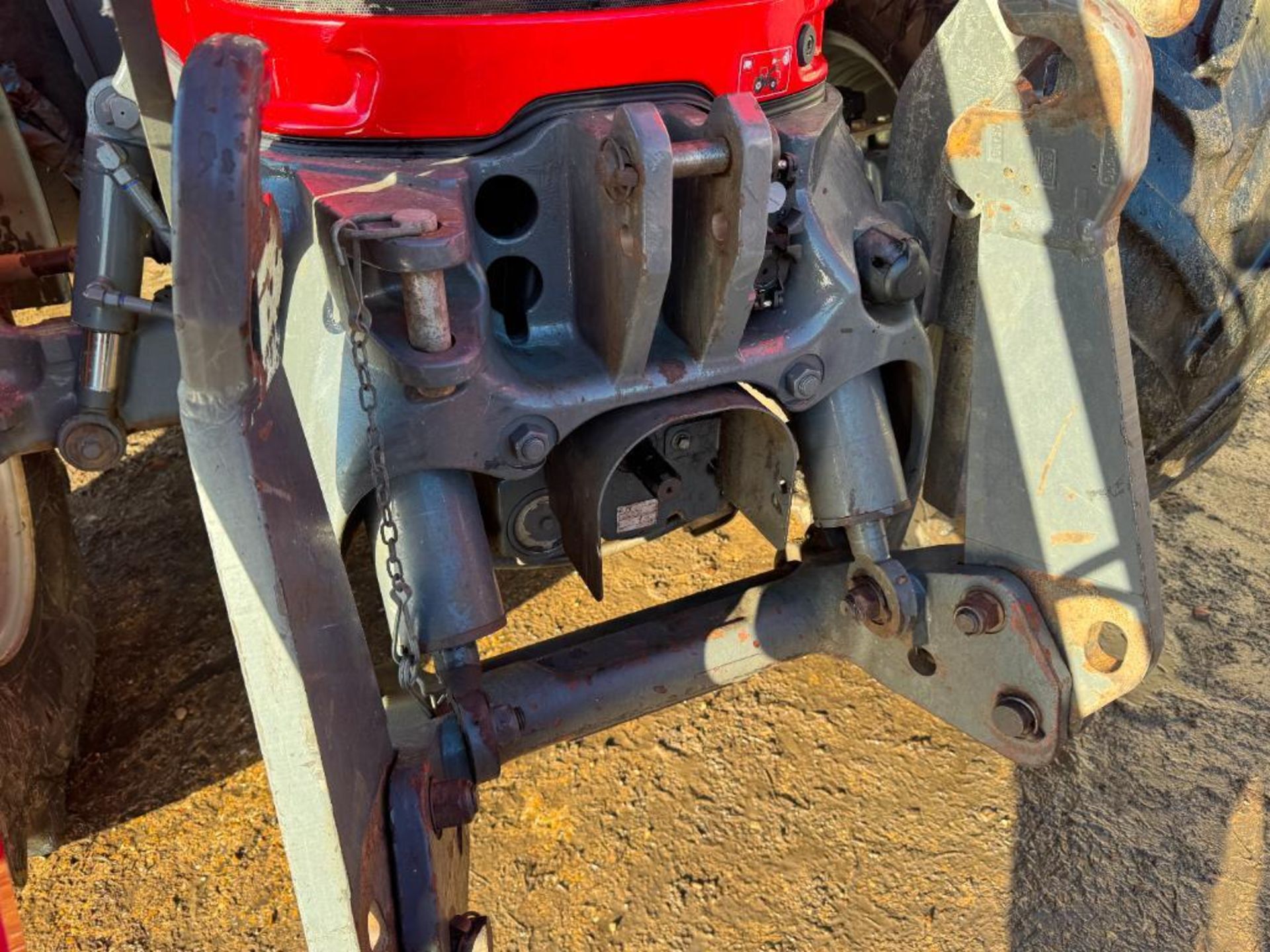 2021 Massey Ferguson 7718S 50kph Dyna 6 4wd tractor with front linkage and PTO, front and cab suspen - Image 5 of 17