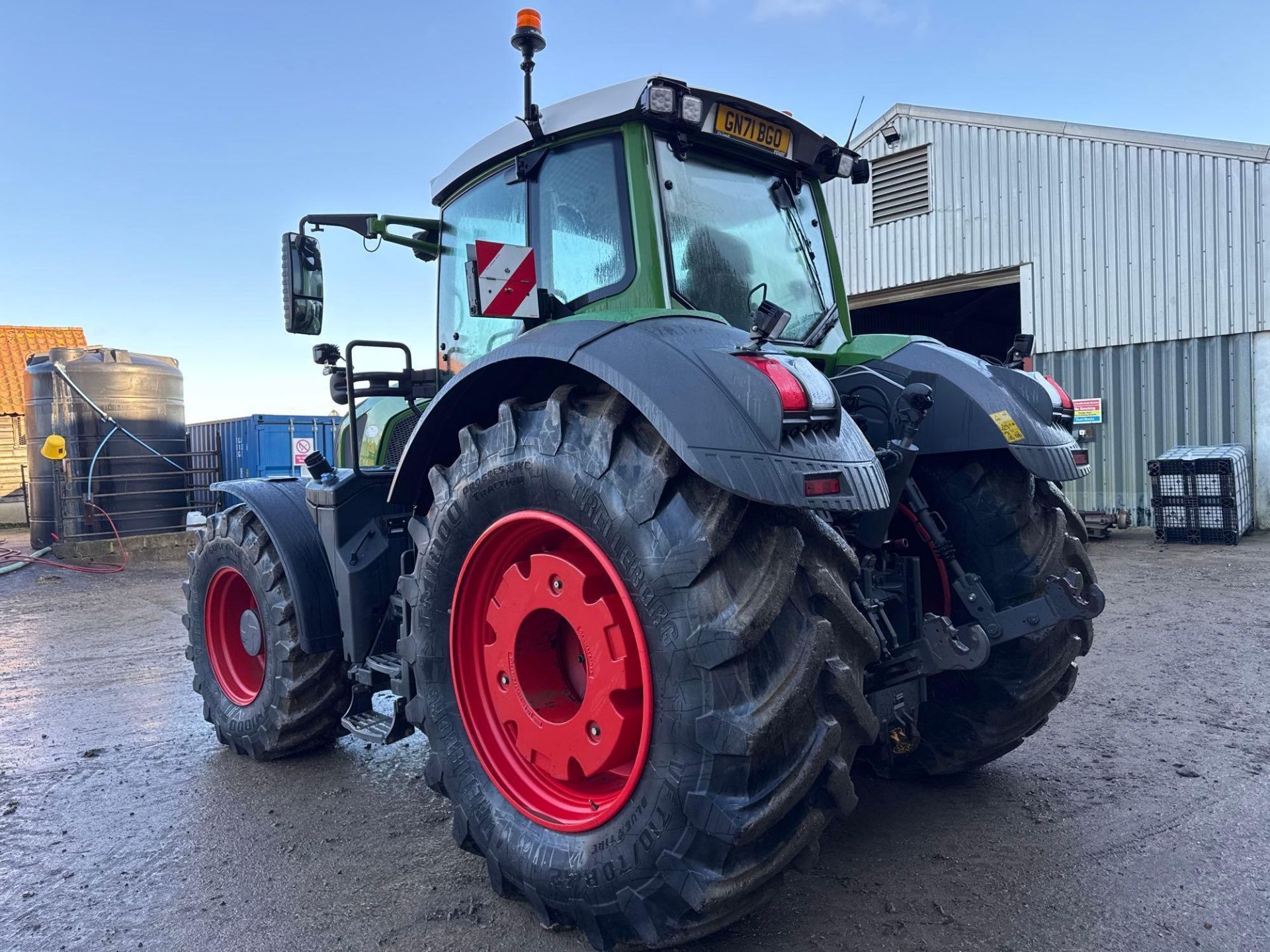 2021 Fendt 828 Profi Plus 65kph 4wd tractor with front linkage, front and cab suspension, 5 electric - Image 9 of 20