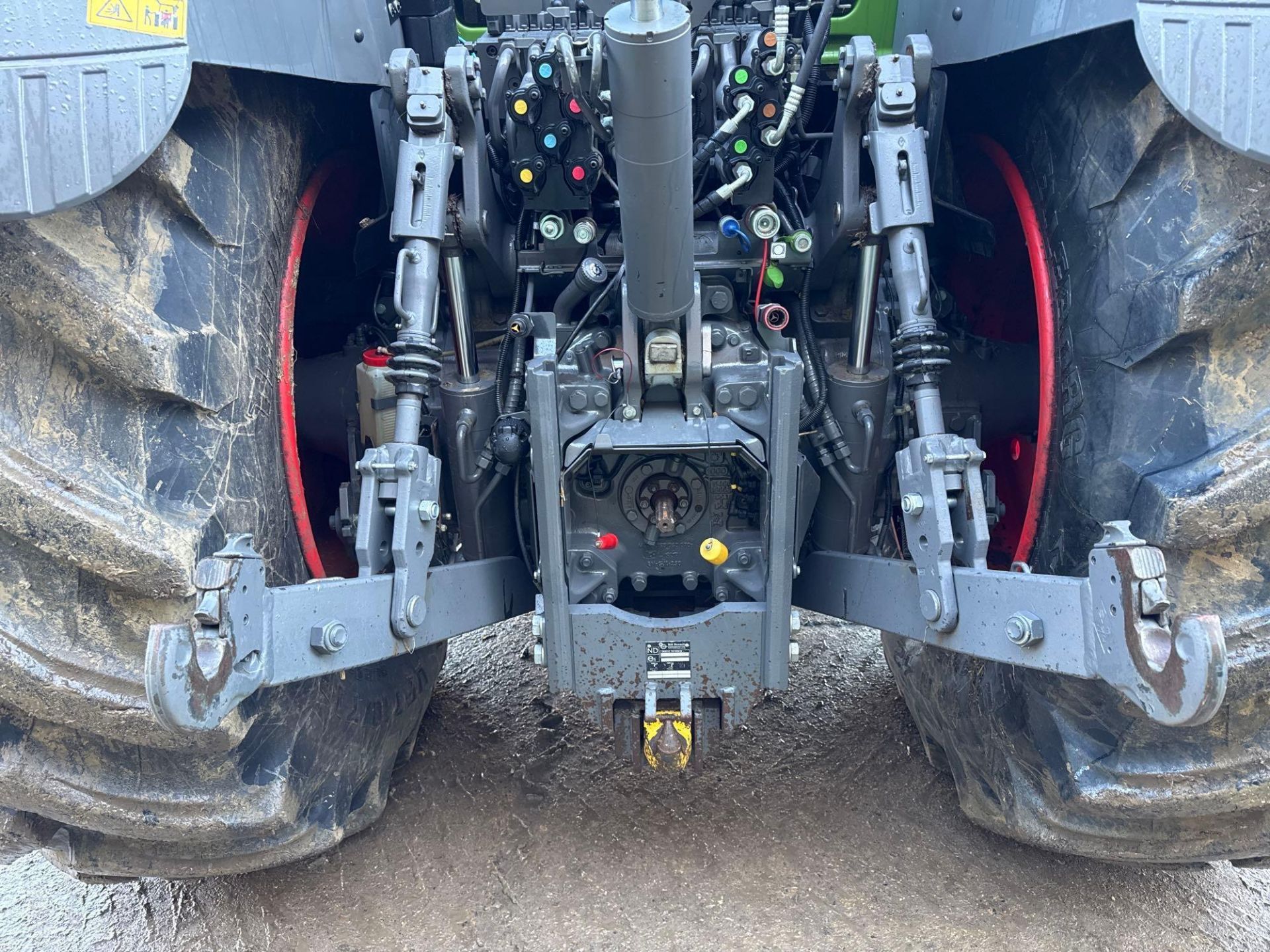 2021 Fendt 828 Profi Plus 65kph 4wd tractor with front linkage, front and cab suspension, 5 electric - Image 6 of 20