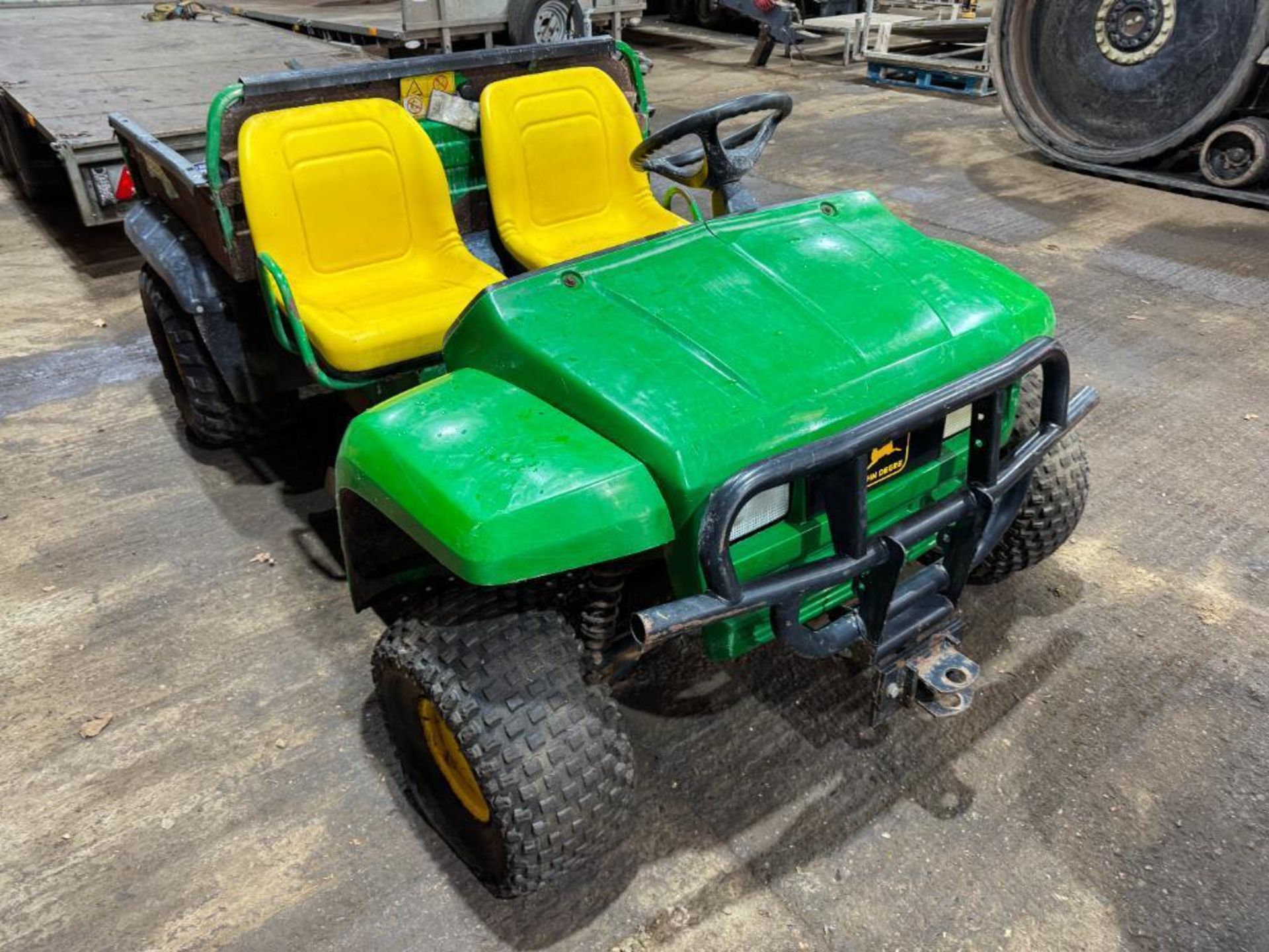 2006 John Deere Gator, petrol, manual tip on 22x10.00-8 front & 24x12.00x10 rear wheels and tyres. H - Image 2 of 5