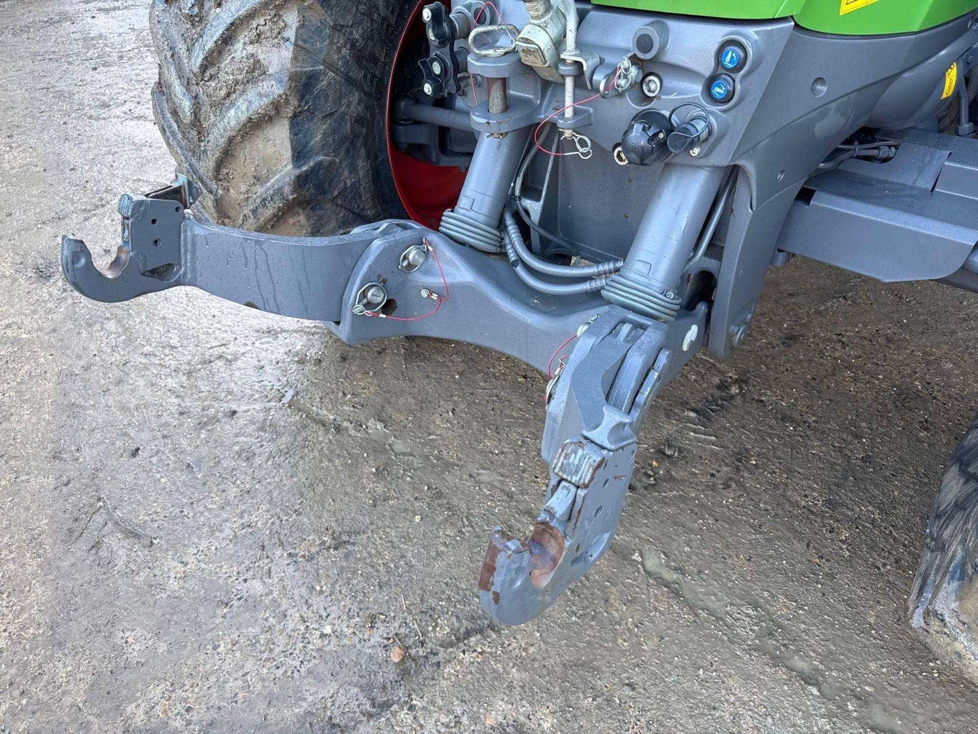 2021 Fendt 828 Profi Plus 65kph 4wd tractor with front linkage, front and cab suspension, 5 electric - Image 12 of 20