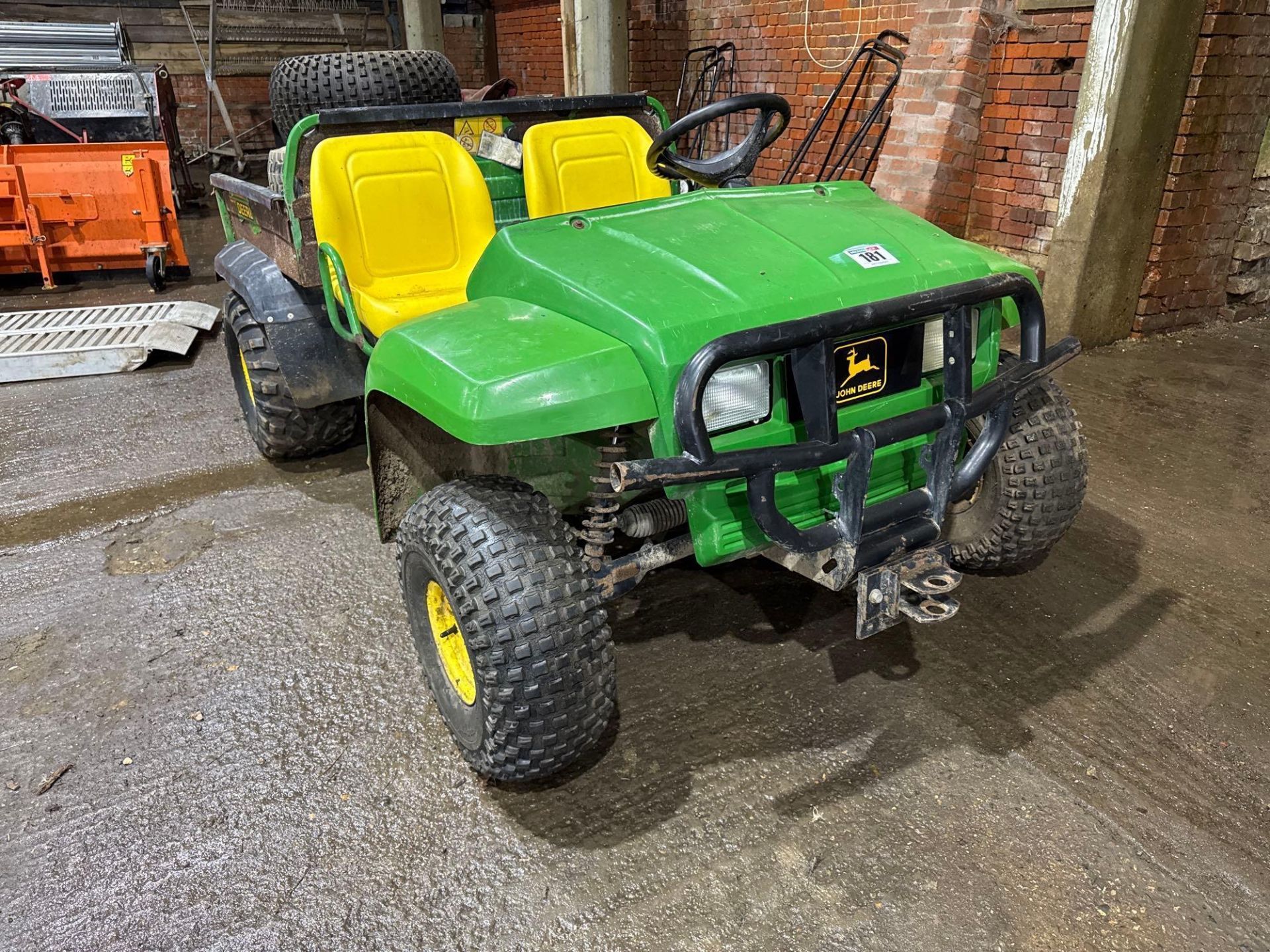 2006 John Deere Gator, petrol, manual tip on 22x10.00-8 front & 24x12.00x10 rear wheels and tyres. H - Image 5 of 5