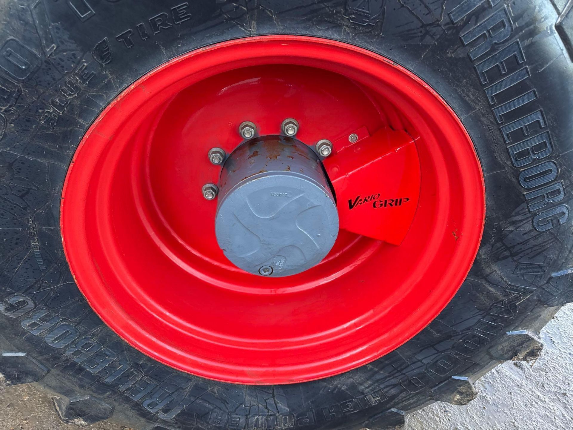 2021 Fendt 828 Profi Plus 65kph 4wd tractor with front linkage, front and cab suspension, 5 electric - Image 14 of 20