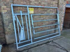 Ritchie Calving Gate - (Cambridgeshire)