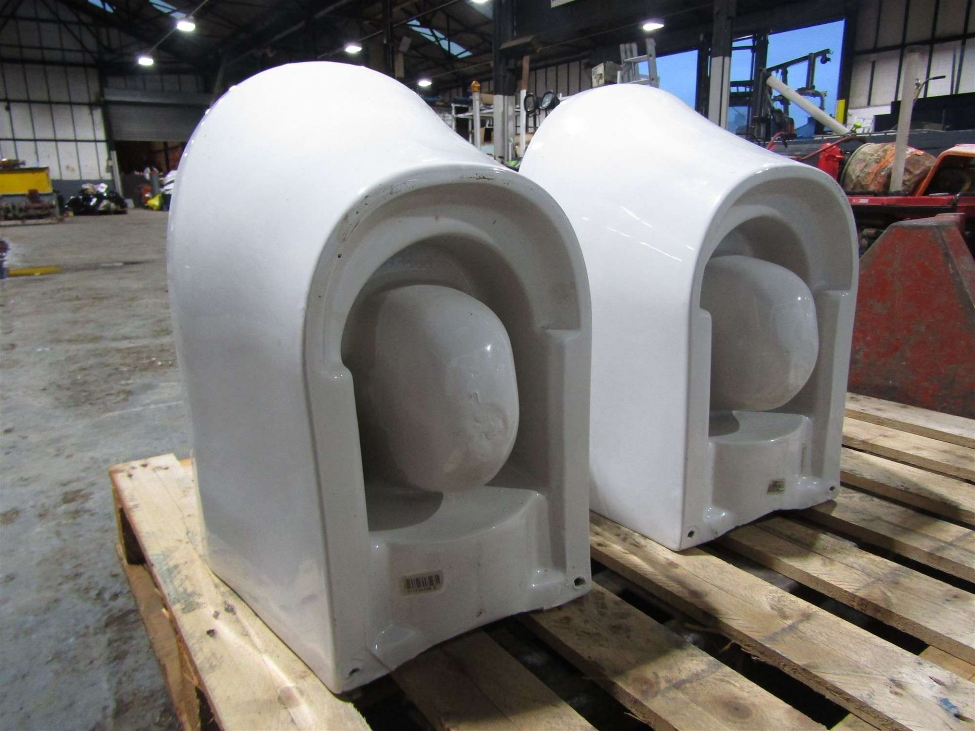 2 X WALL HUNG TOILETS - Image 2 of 2