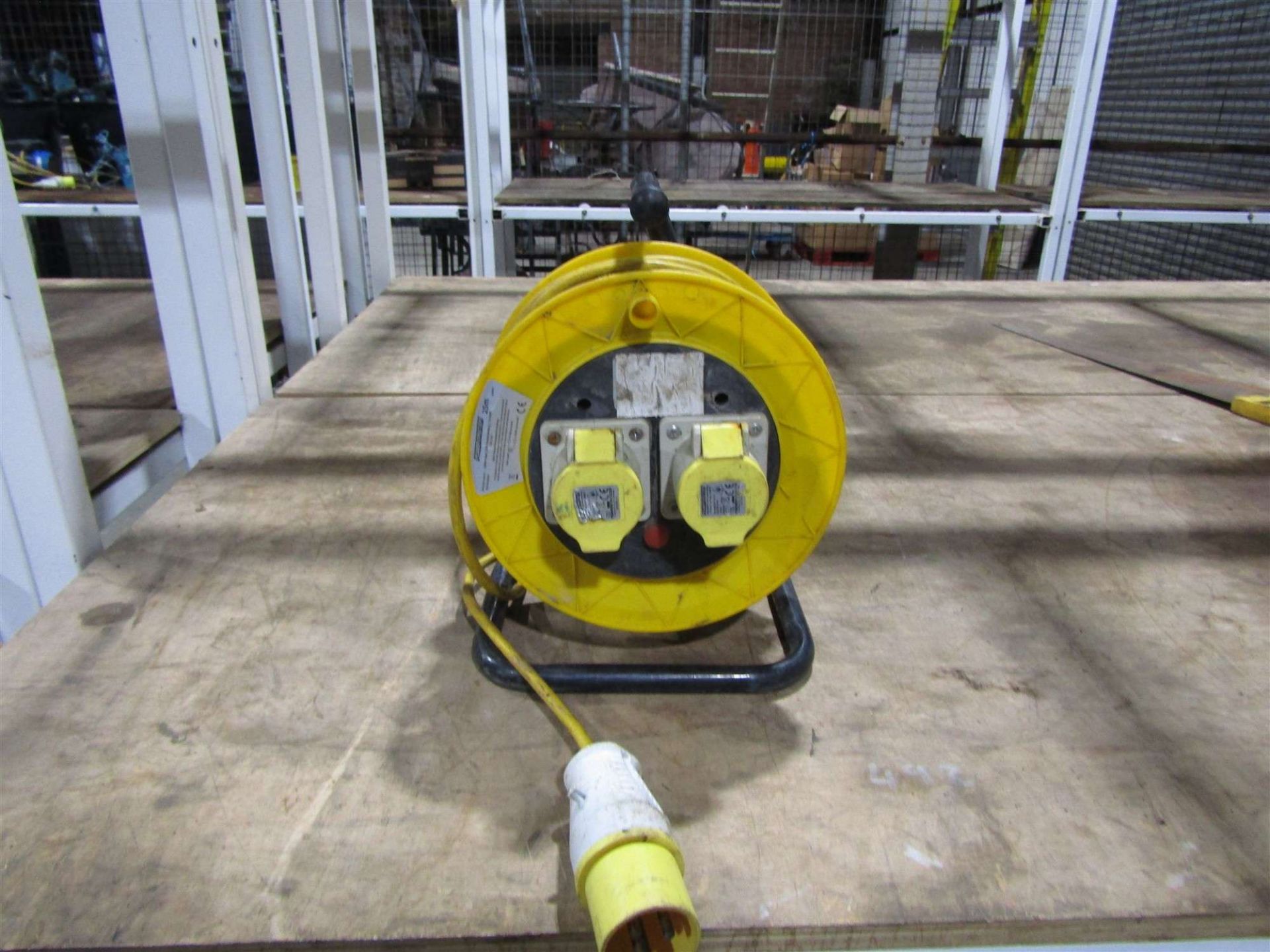 110V INDUSTRIAL EXTENSION CABLE REEL