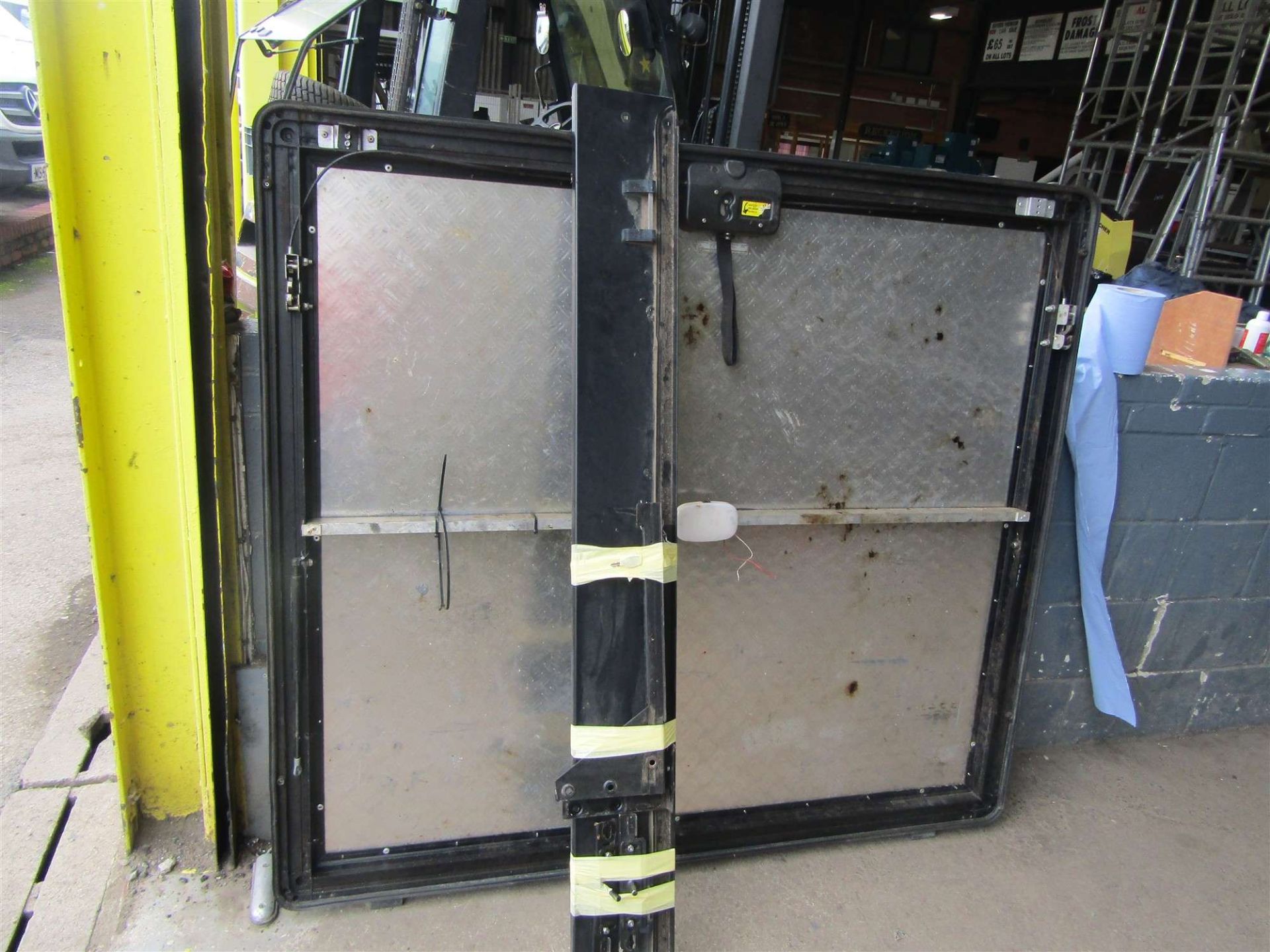 MOUNTAIN TOP OFF 2016 ISUZU DMAX ALL FITTING *