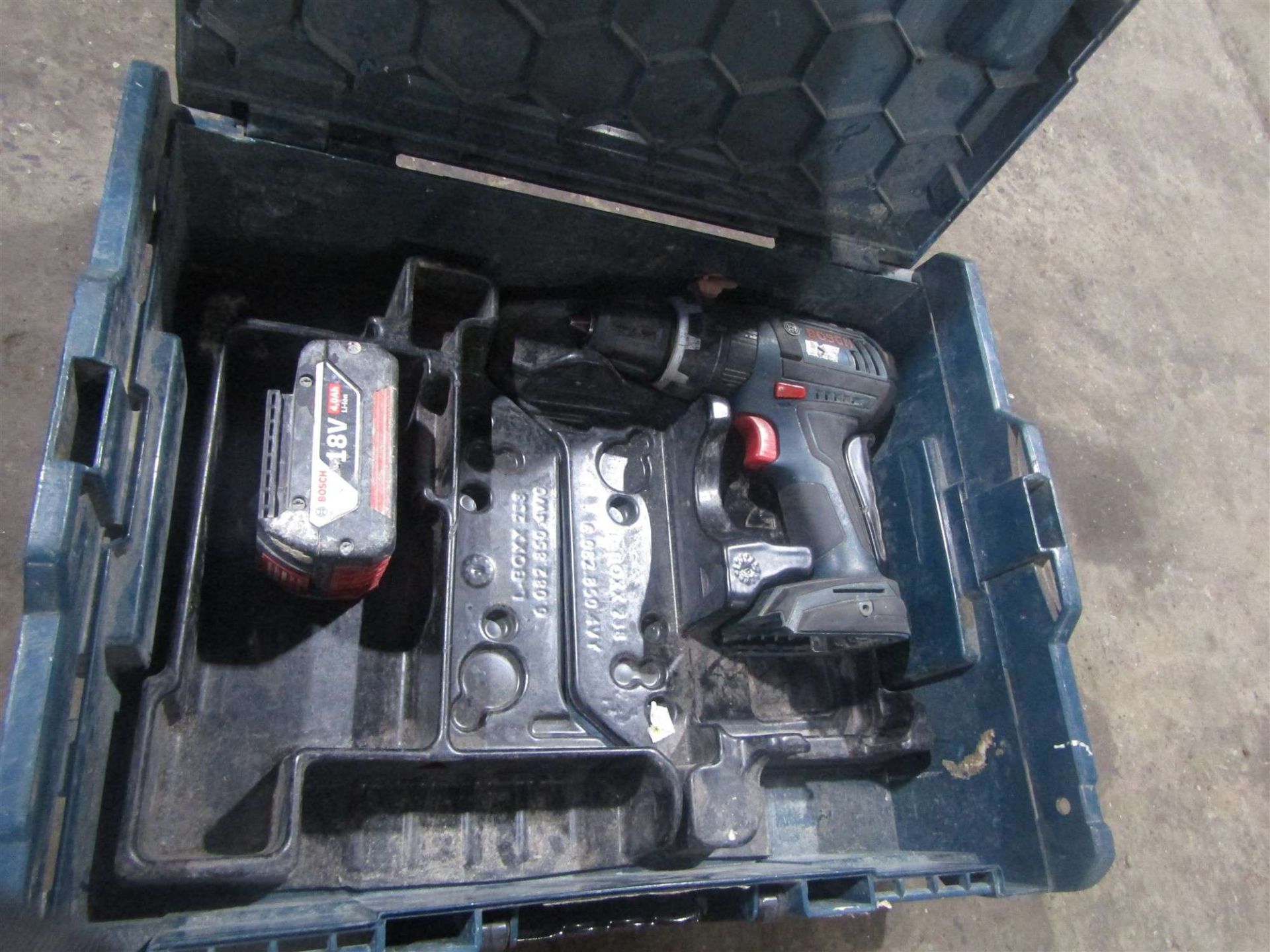 BOSCH DRILL & BATTERY