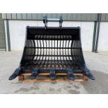 NEW RAKE RIDDLE BUCKET TO SUIT 14T MACHINE WITH 65MM PINS