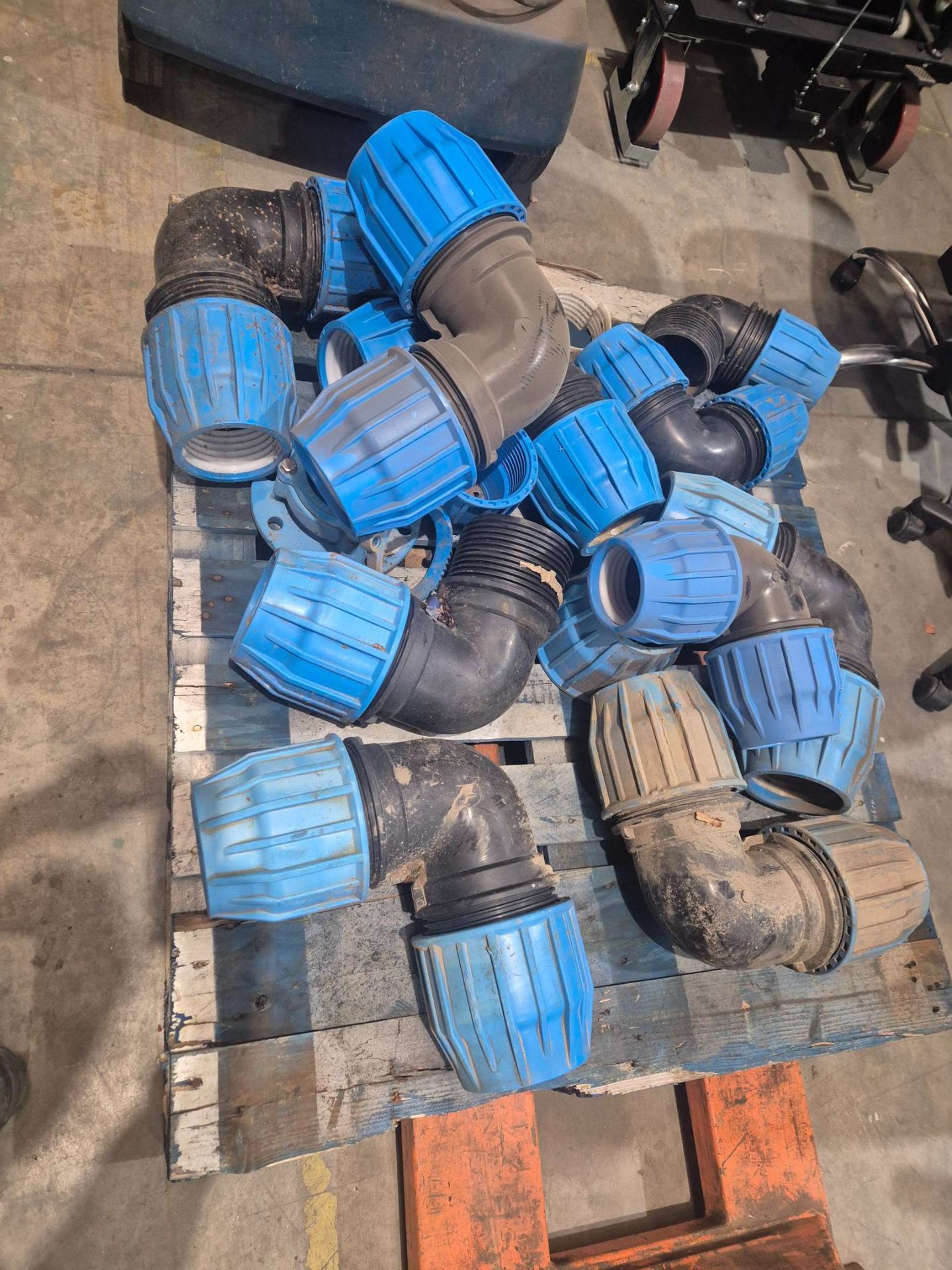 PALLET OF 110MM & 90MM PLASSON COMPRESSION ELBOW FITTINGS PN 16 RATING (SOLD OF SITE PADIHAM)