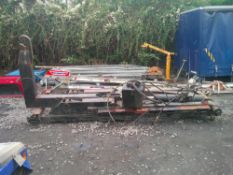 HYDRAULIC HOOKLOADER/TIPPER BODY FROM 2005 DAF- 14T WAGON WITH HYDRAULIC TANK, LEVERS & PIPE