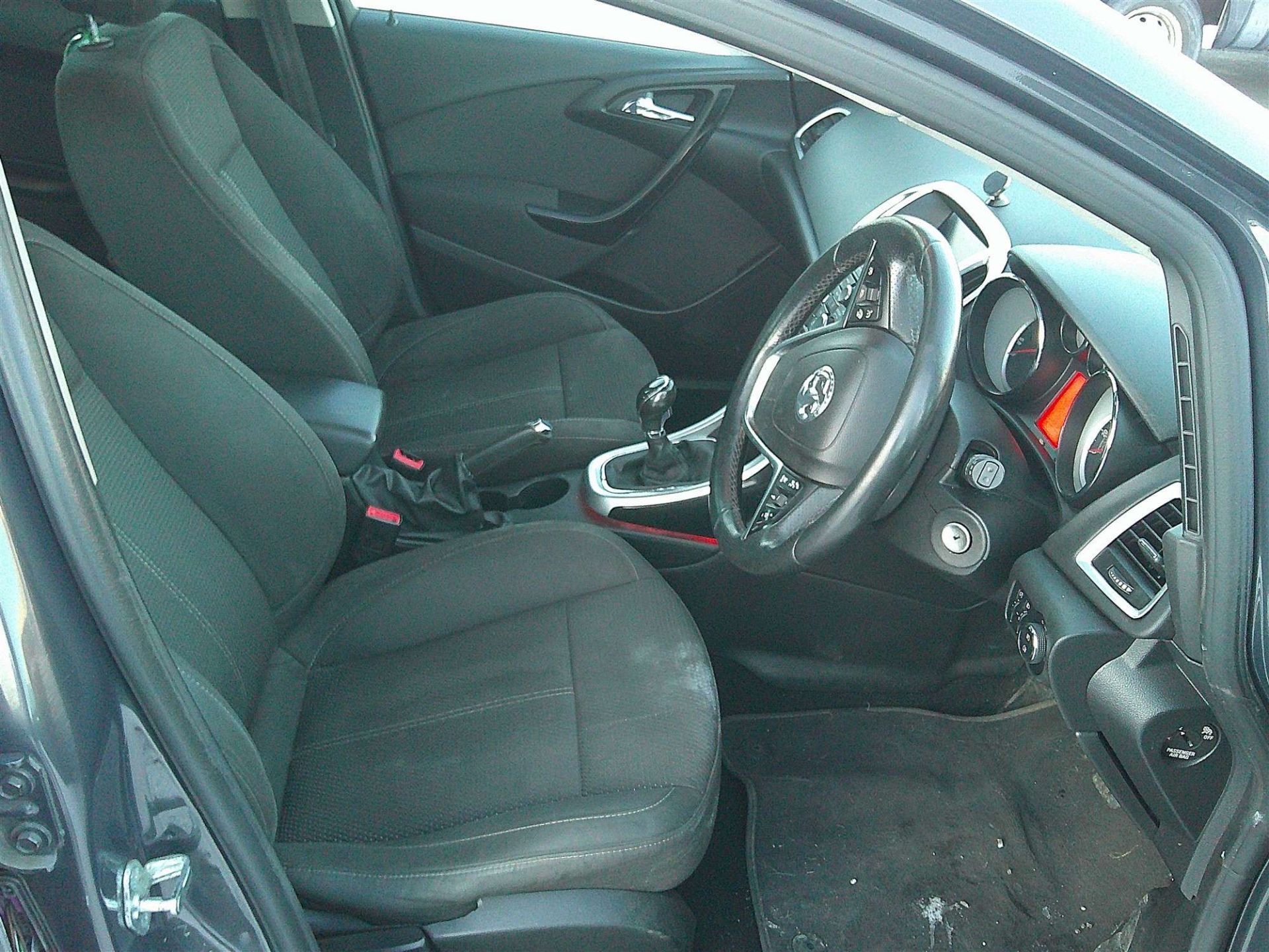 2015 15 REG VAUXHALL ASTRA ESTATE SRI CDTI (CAT S) - Image 5 of 6